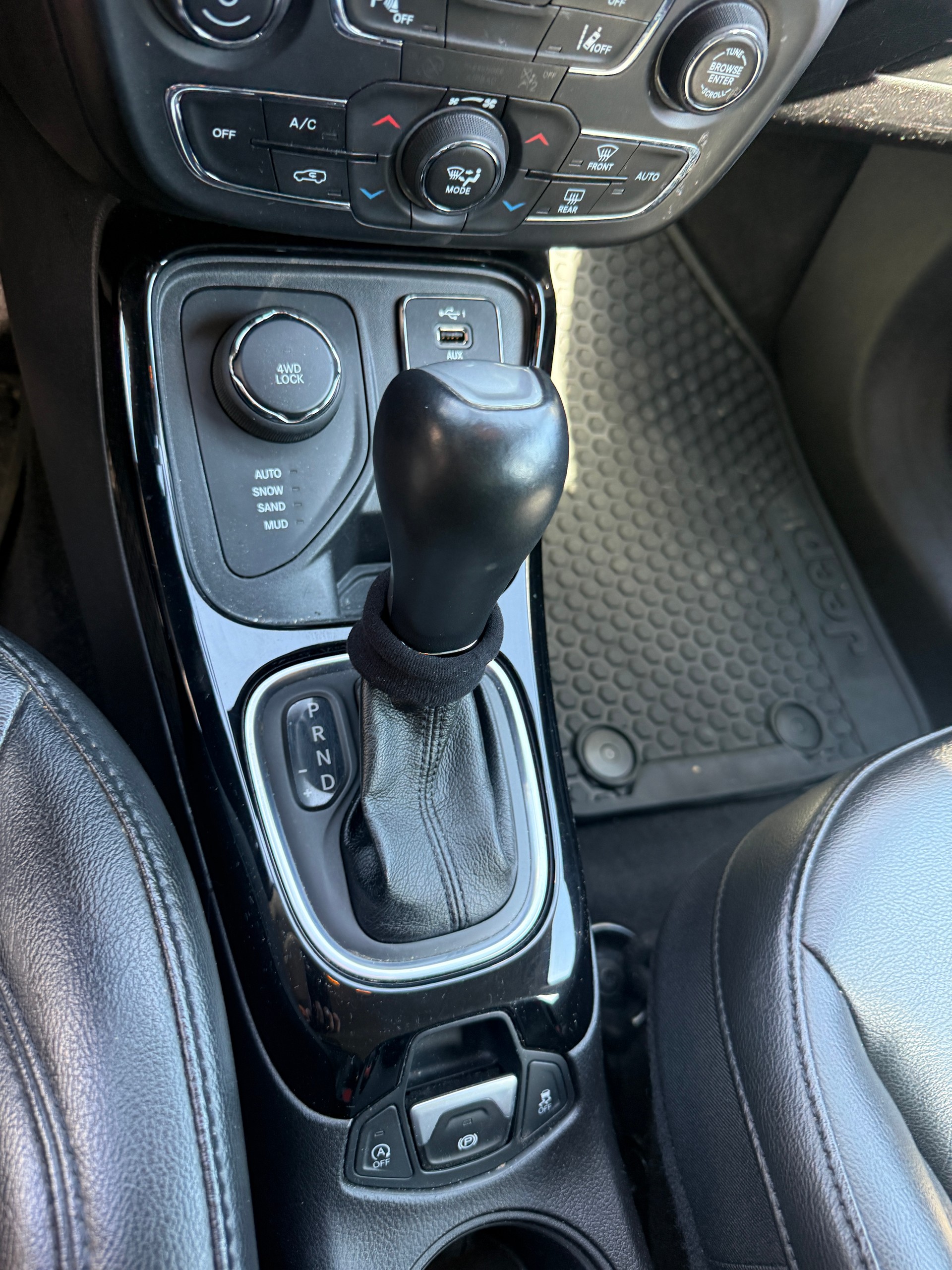 JEEP Compass 2.0CRD Night Eagle AWD 9ATX-image-5