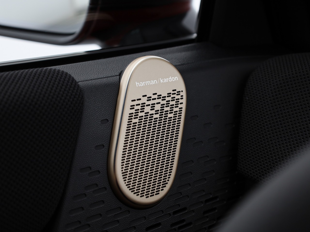 MINI Cooper SE-image-38