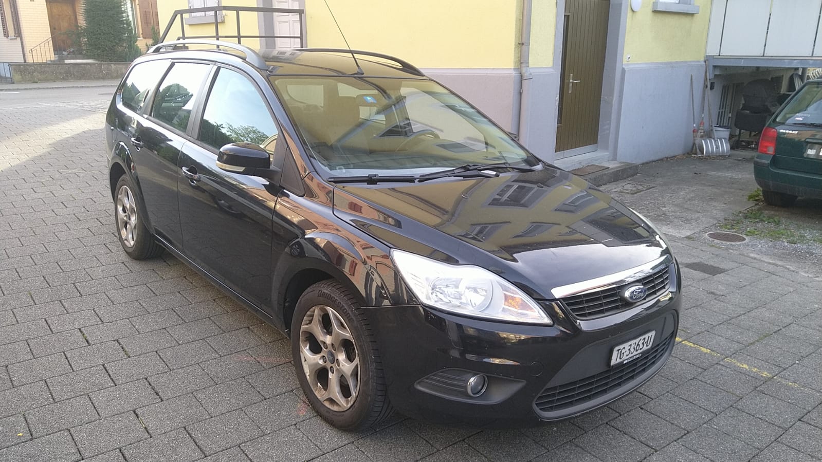 FORD Focus 1.6i VCT Carving-image-2