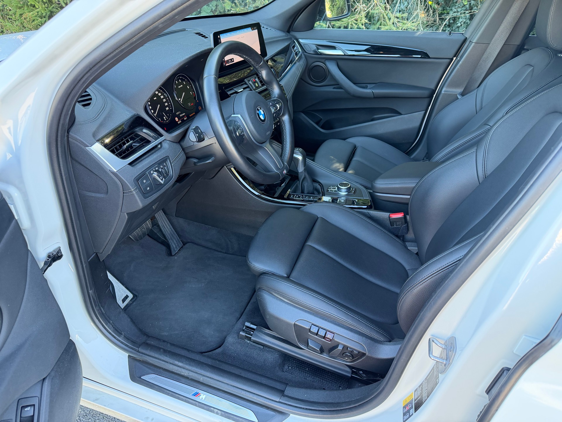 BMW X1 xDrive 25e M Sport Steptronic-image-6