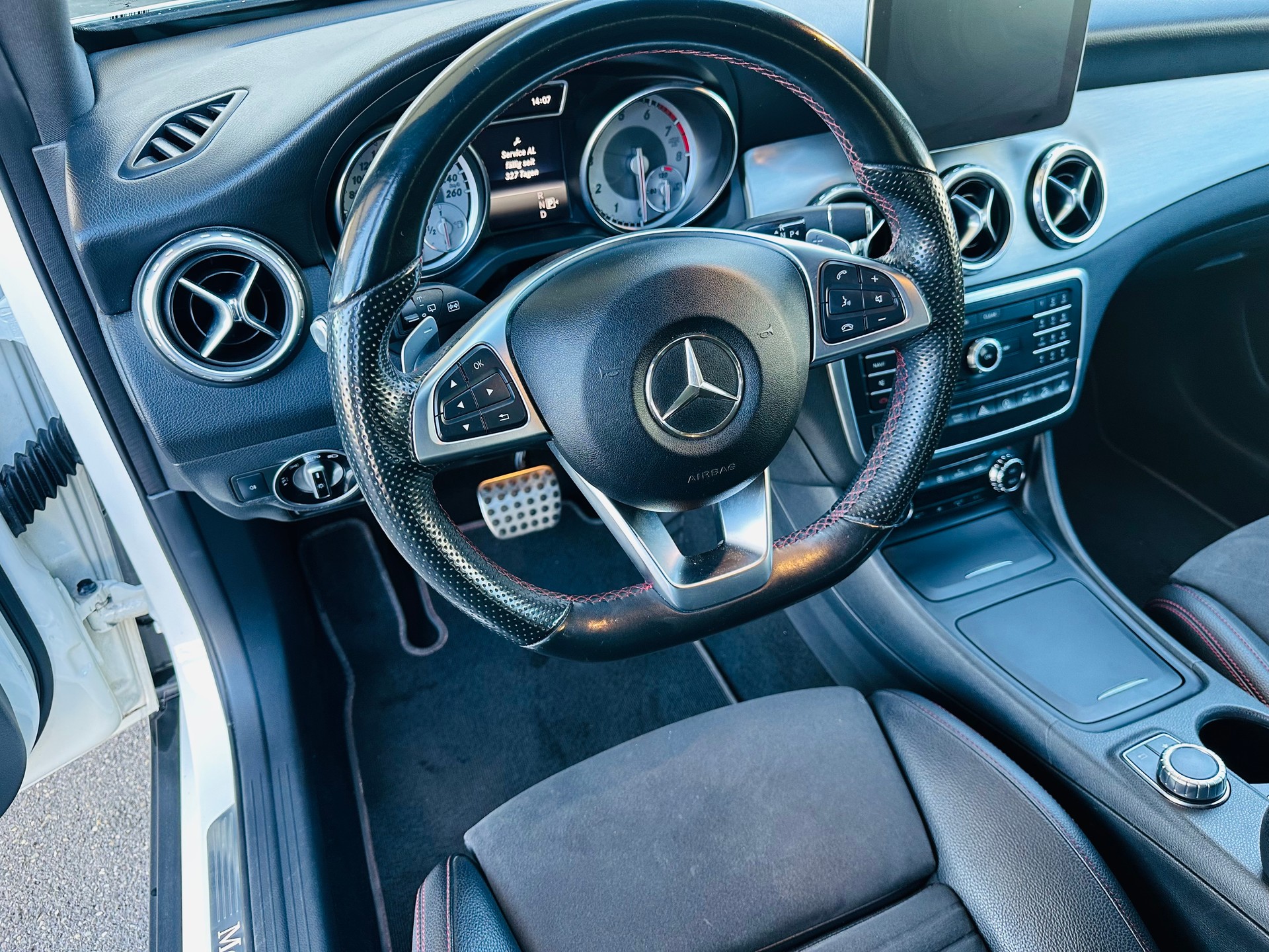 MERCEDES-BENZ 250-image-7