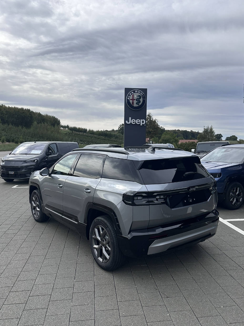 JEEP Compass 1.2 MHEV First Edition-image-1