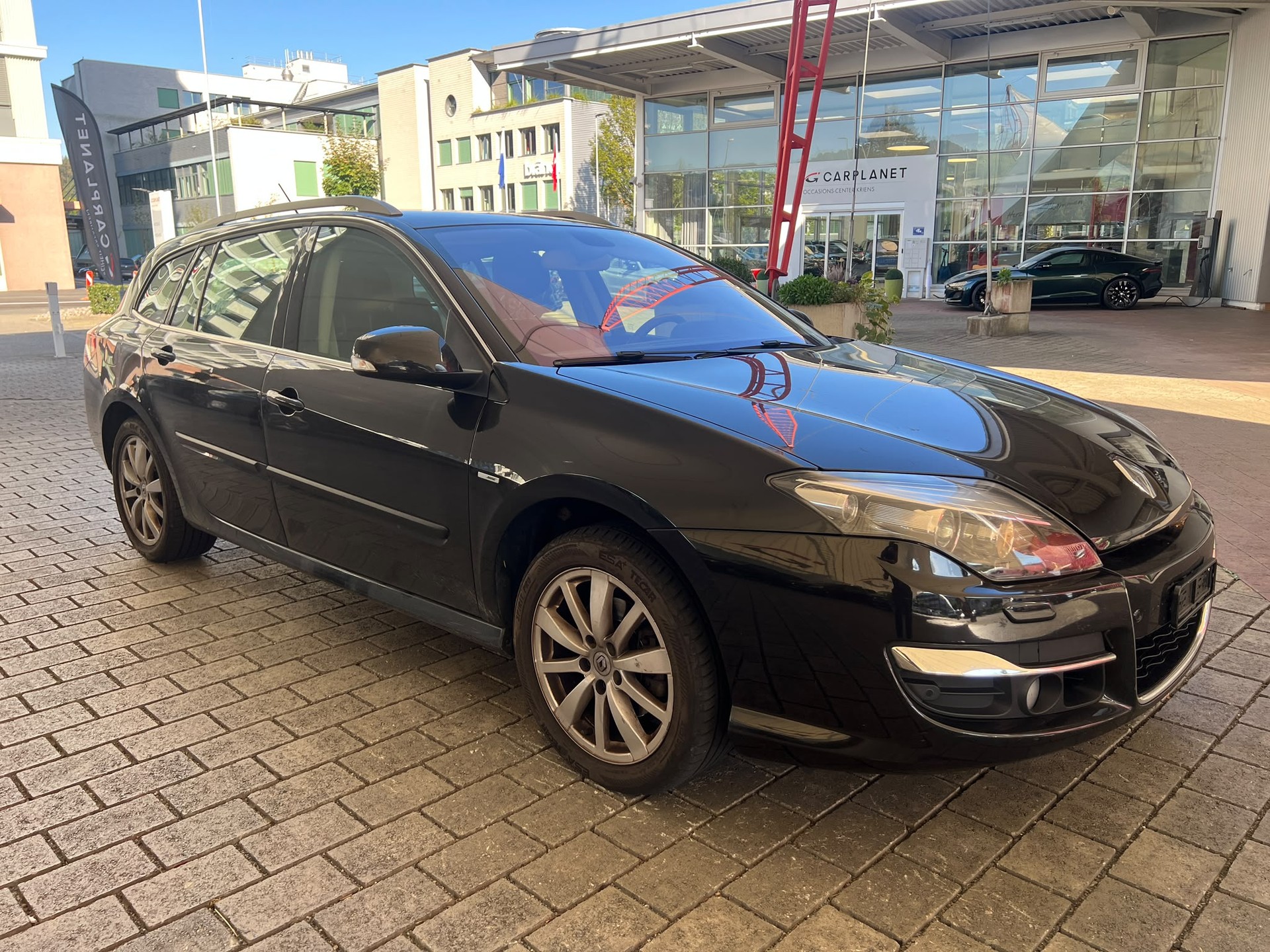 RENAULT Laguna Grandtour 2.0 dCi Bose-image-4