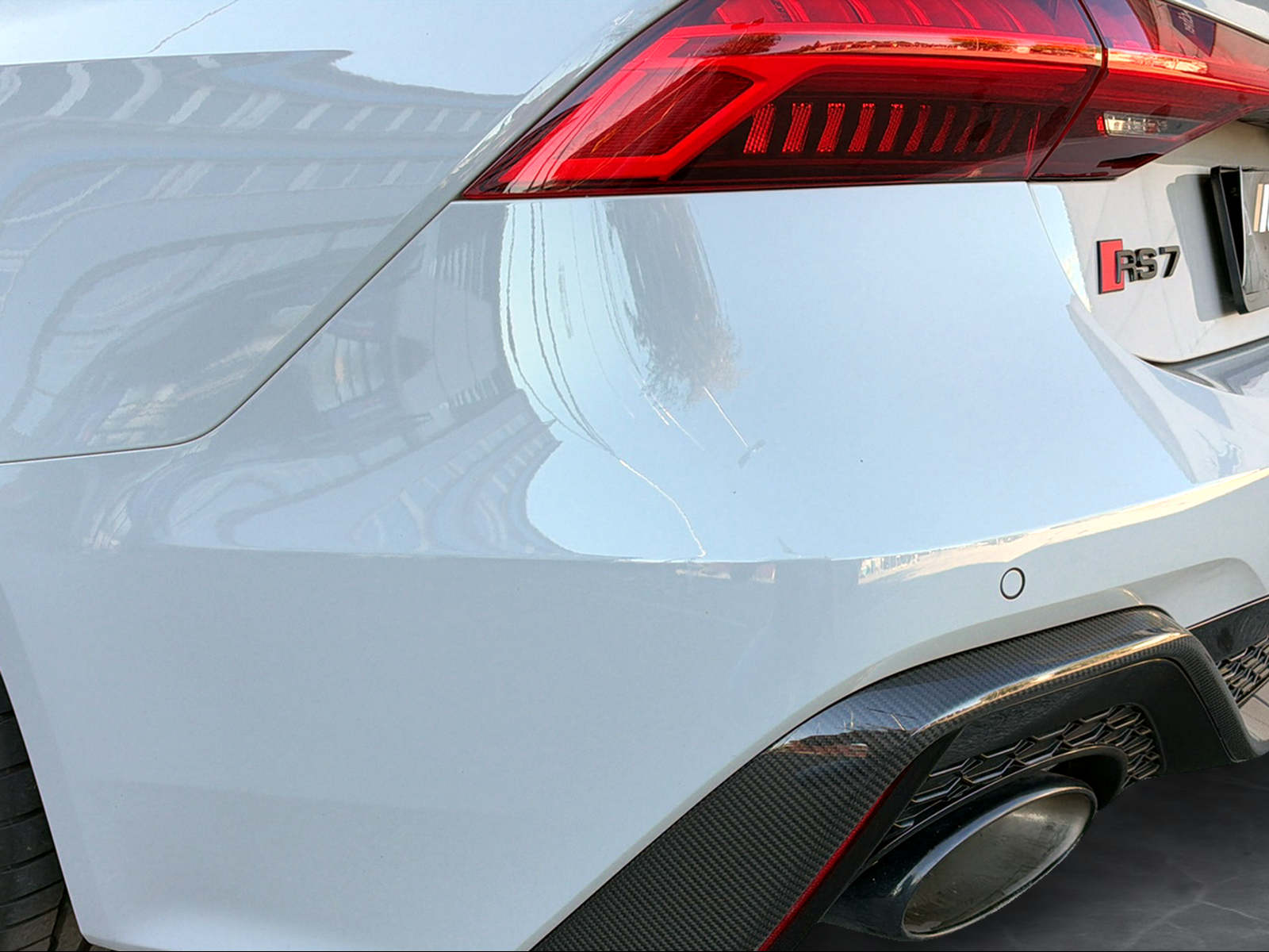 AUDI RS7 Sportback MHEV-image-9