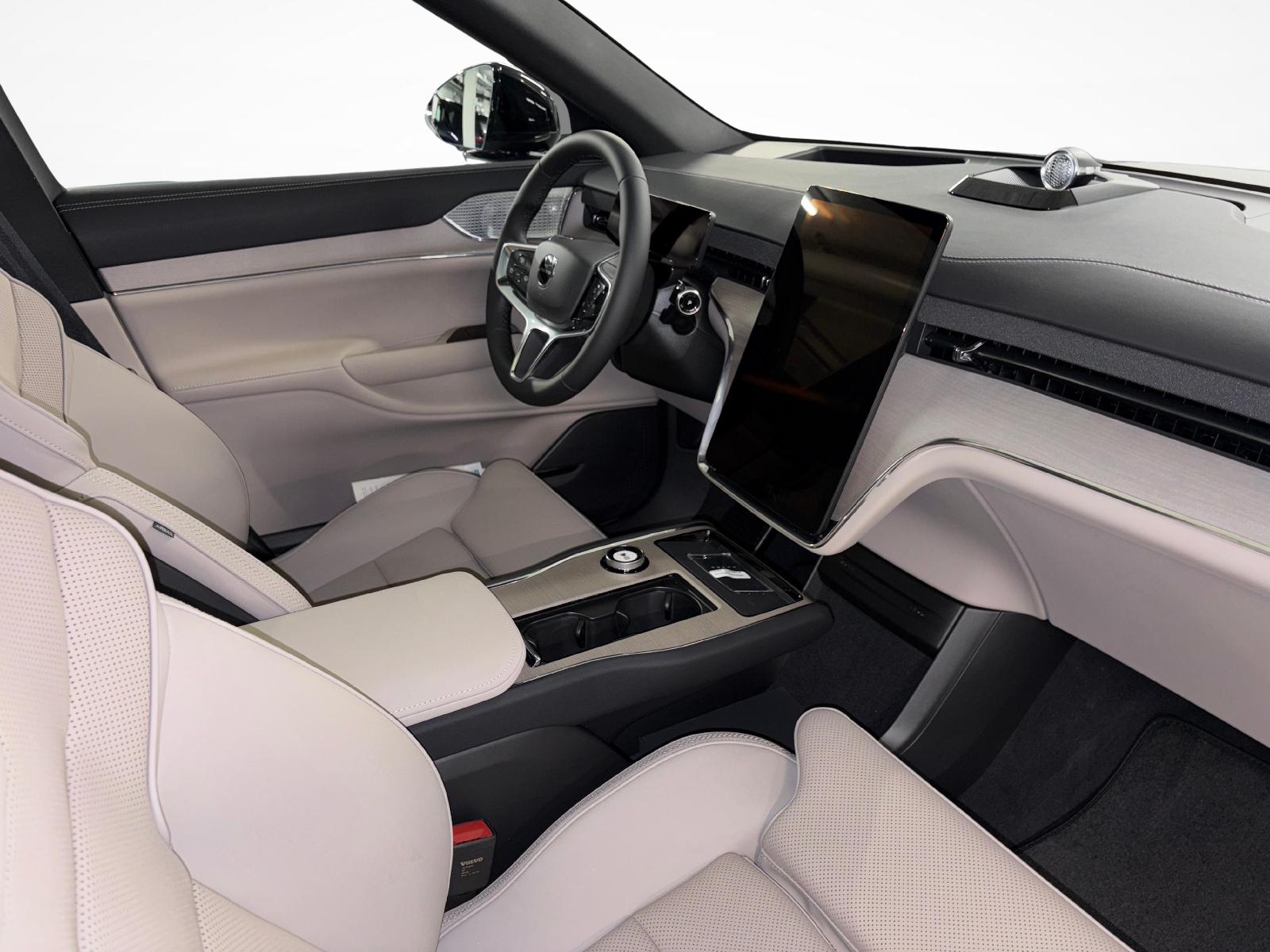 VOLVO EX90 Twin Ultra AWD-image-9
