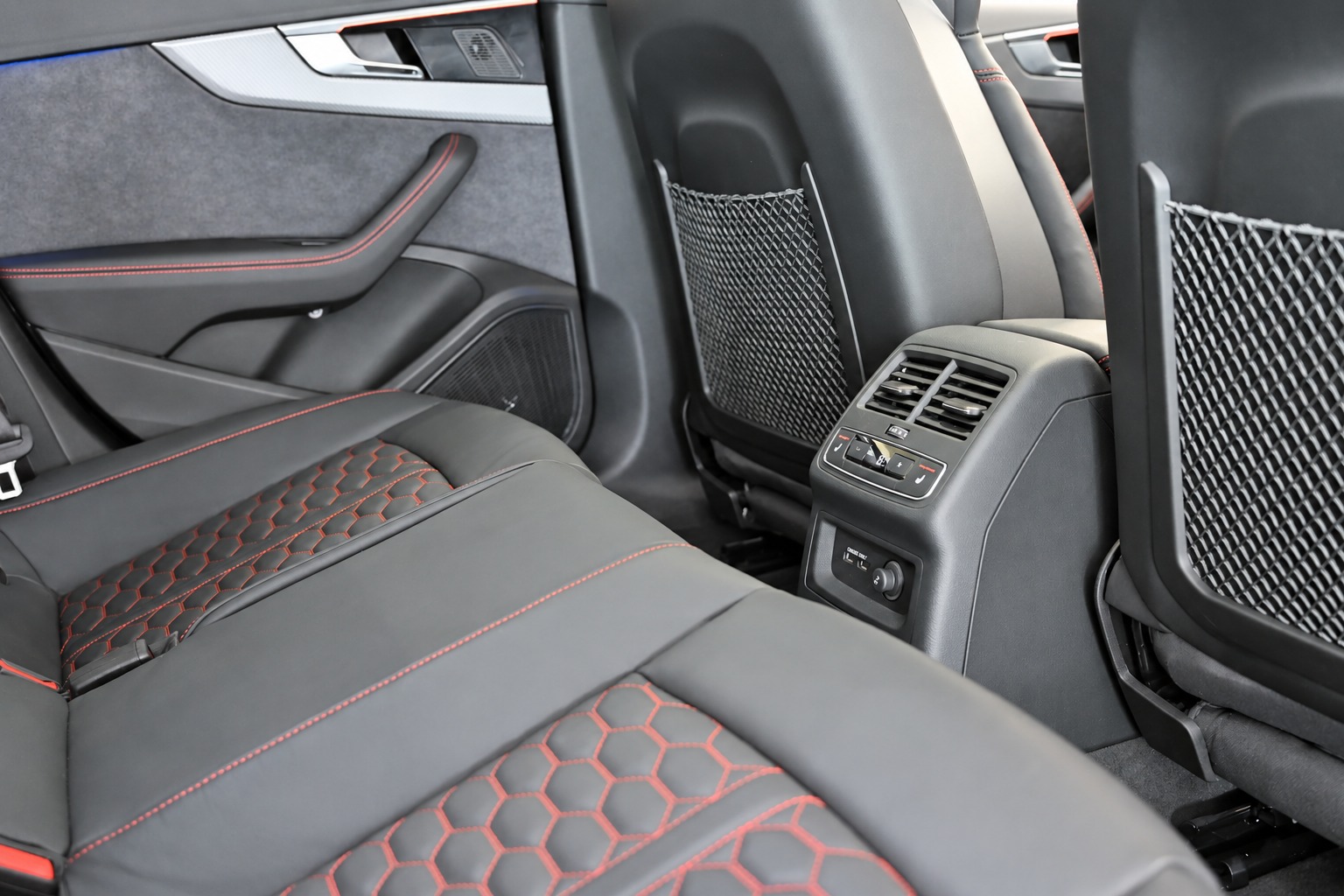 AUDI RS5 Sportback 2.9 V6 TFSI quattro T-Tronic-image-13