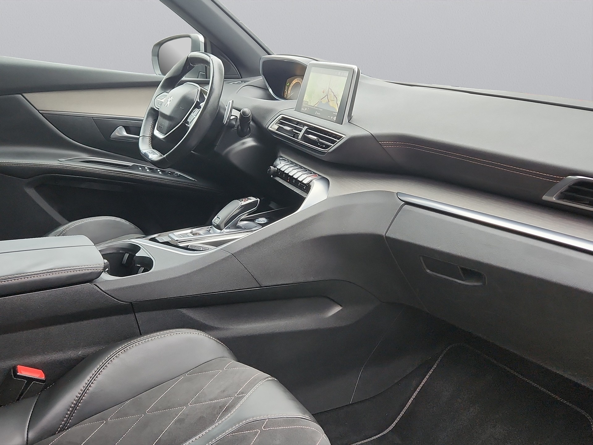 PEUGEOT 5008 2.0 BlueHDi GT EAT-image-15