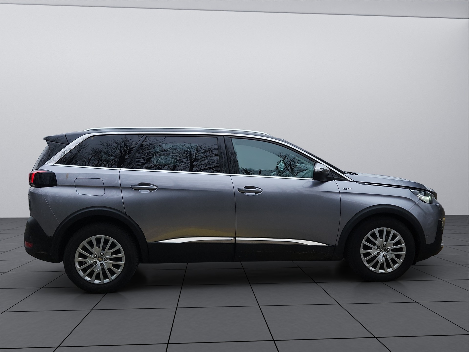 PEUGEOT 5008 2.0 BlueHDi GT EAT-image-6
