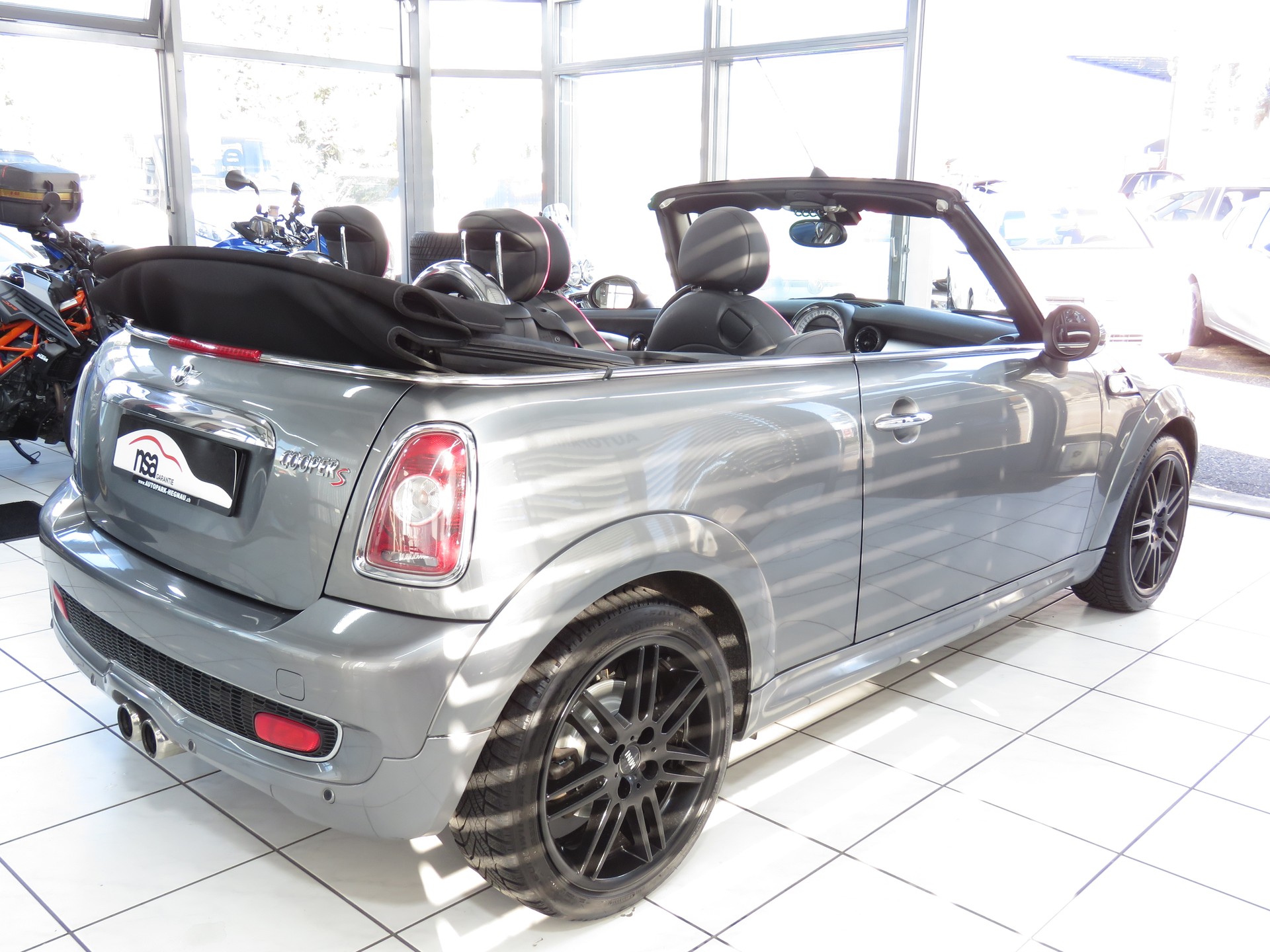 MINI Cooper S Cabriolet Steptronic (Automat)-image-3