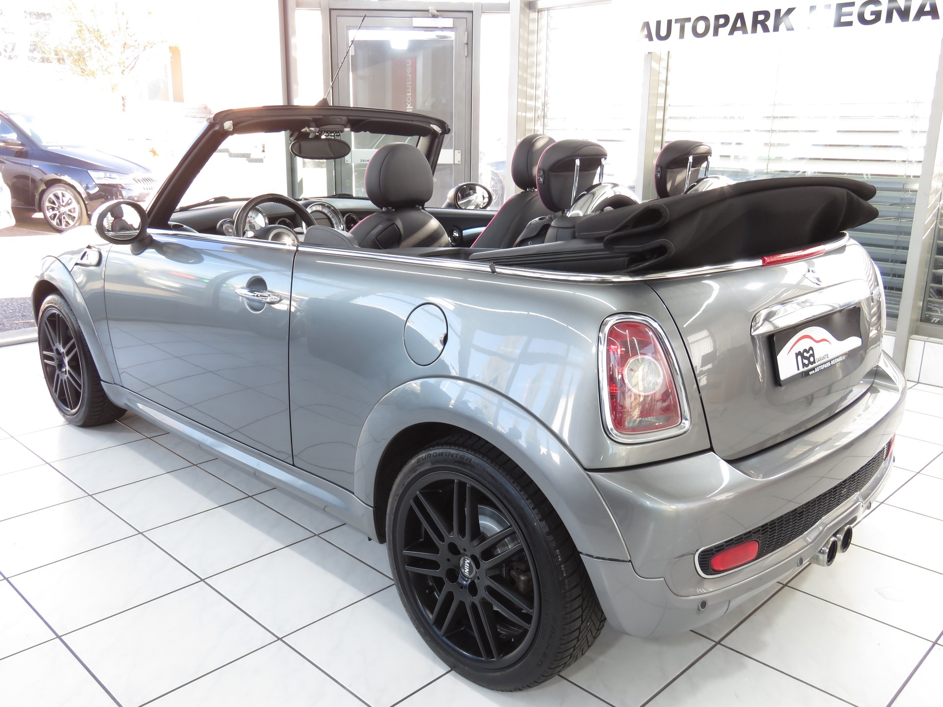 MINI Cooper S Cabriolet Steptronic (Automat)-image-5