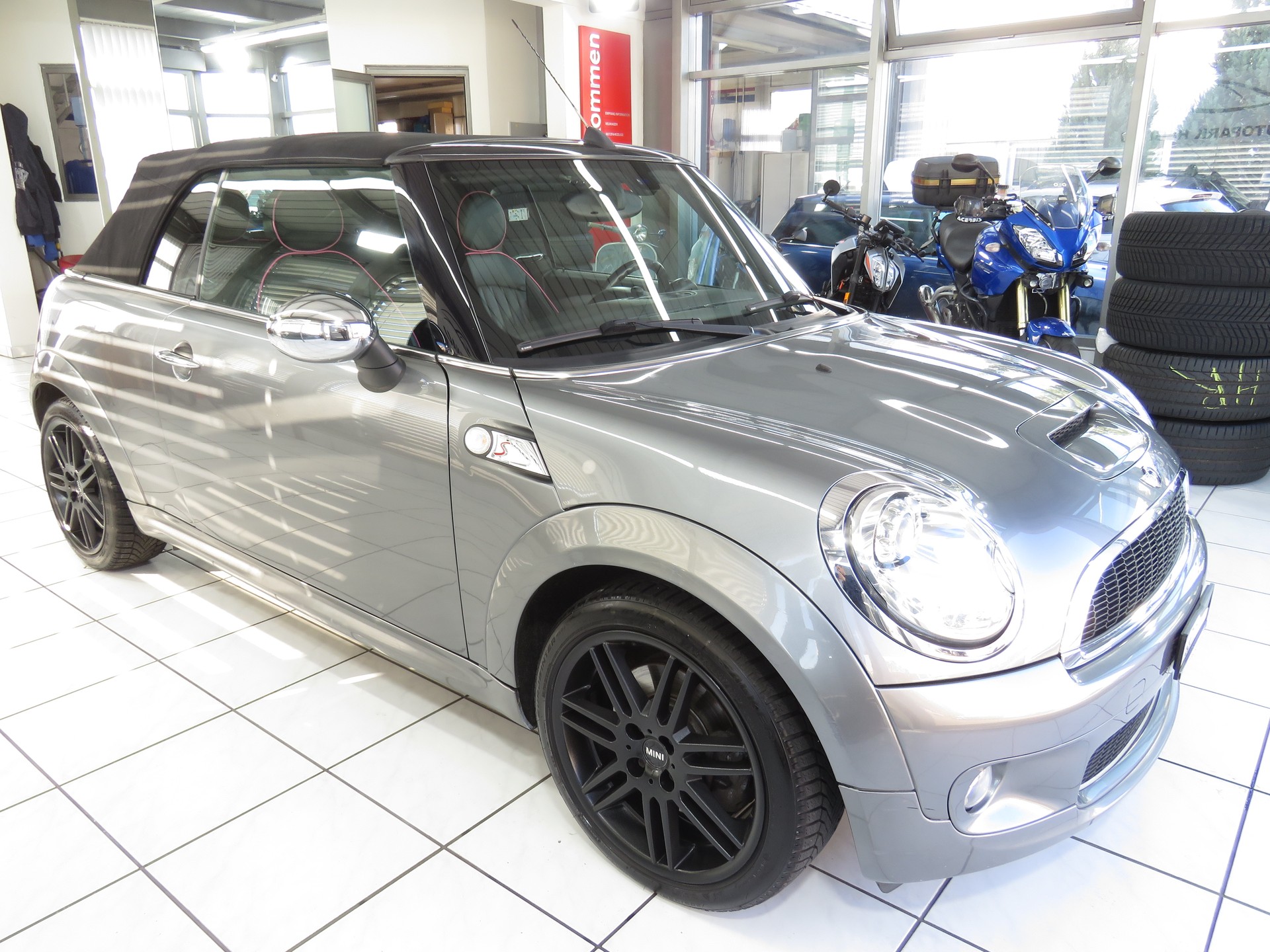 MINI Cooper S Cabriolet Steptronic (Automat)-image-8