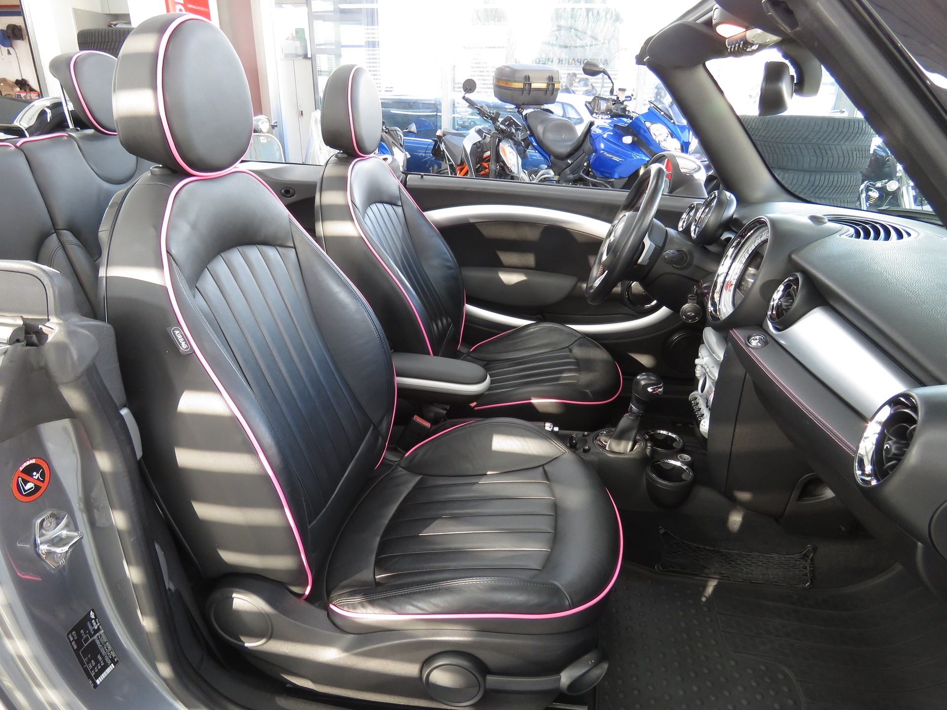 MINI Cooper S Cabriolet Steptronic (Automat)-image-16