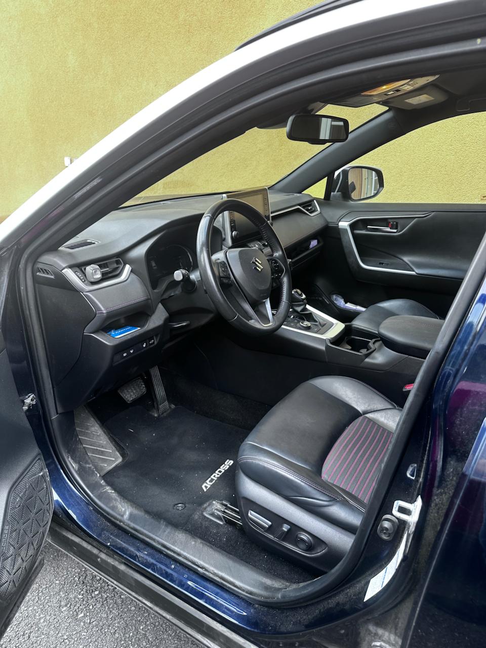 SUZUKI 2.5 PHEV Compact Top 4x4-image-3