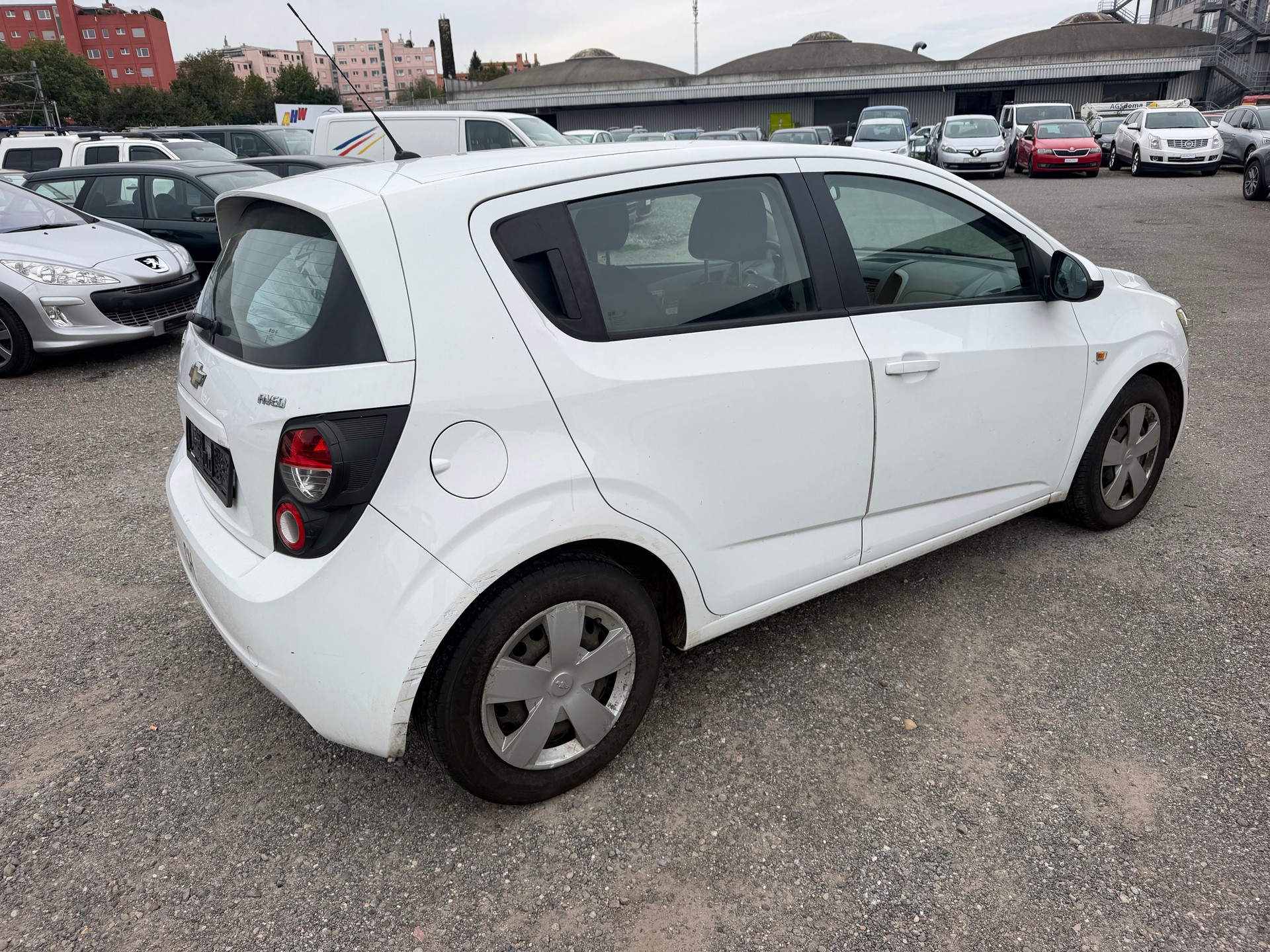 CHEVROLET Aveo 1.2 LS-image-3