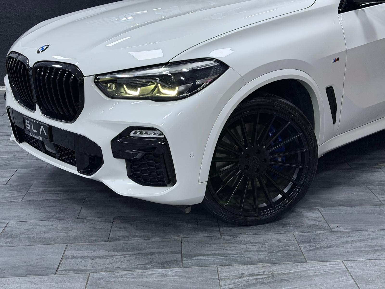 BMW X5 xDrive M50d Steptronic / Leasing ab 499.--showroom-element-1