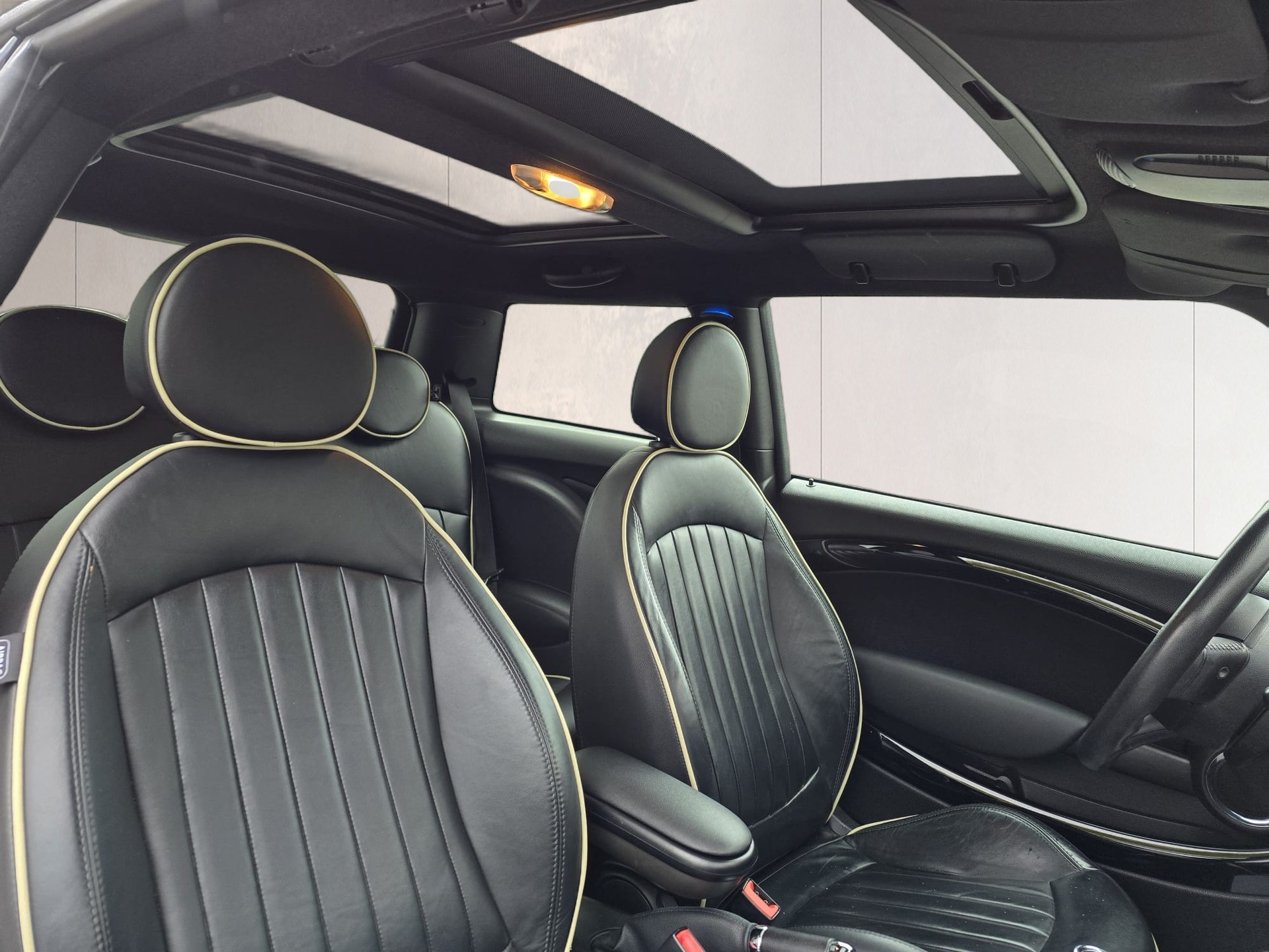 MINI Cooper S-image-13