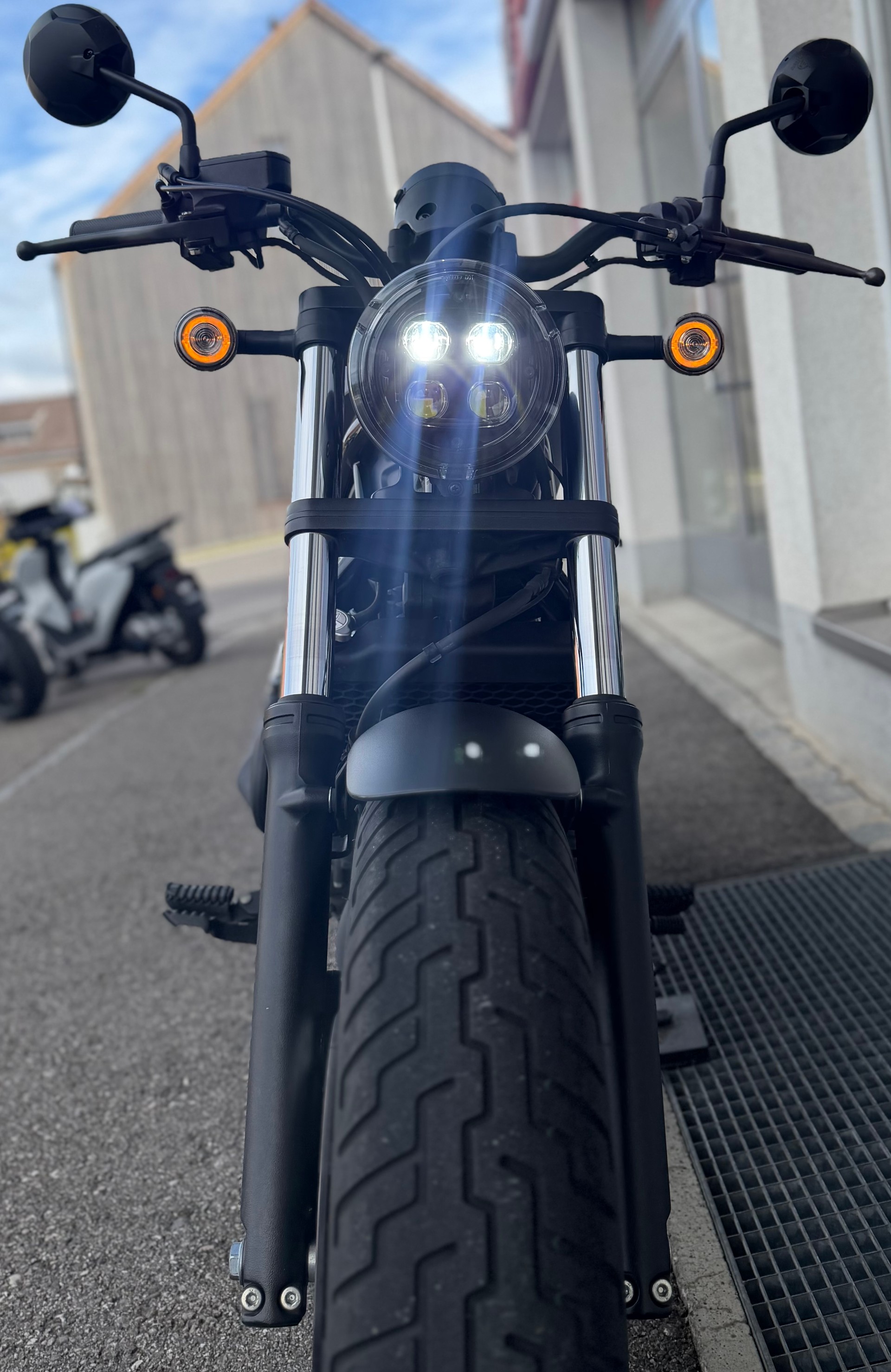 HONDA CMX500 Rebel-showroom-element-1