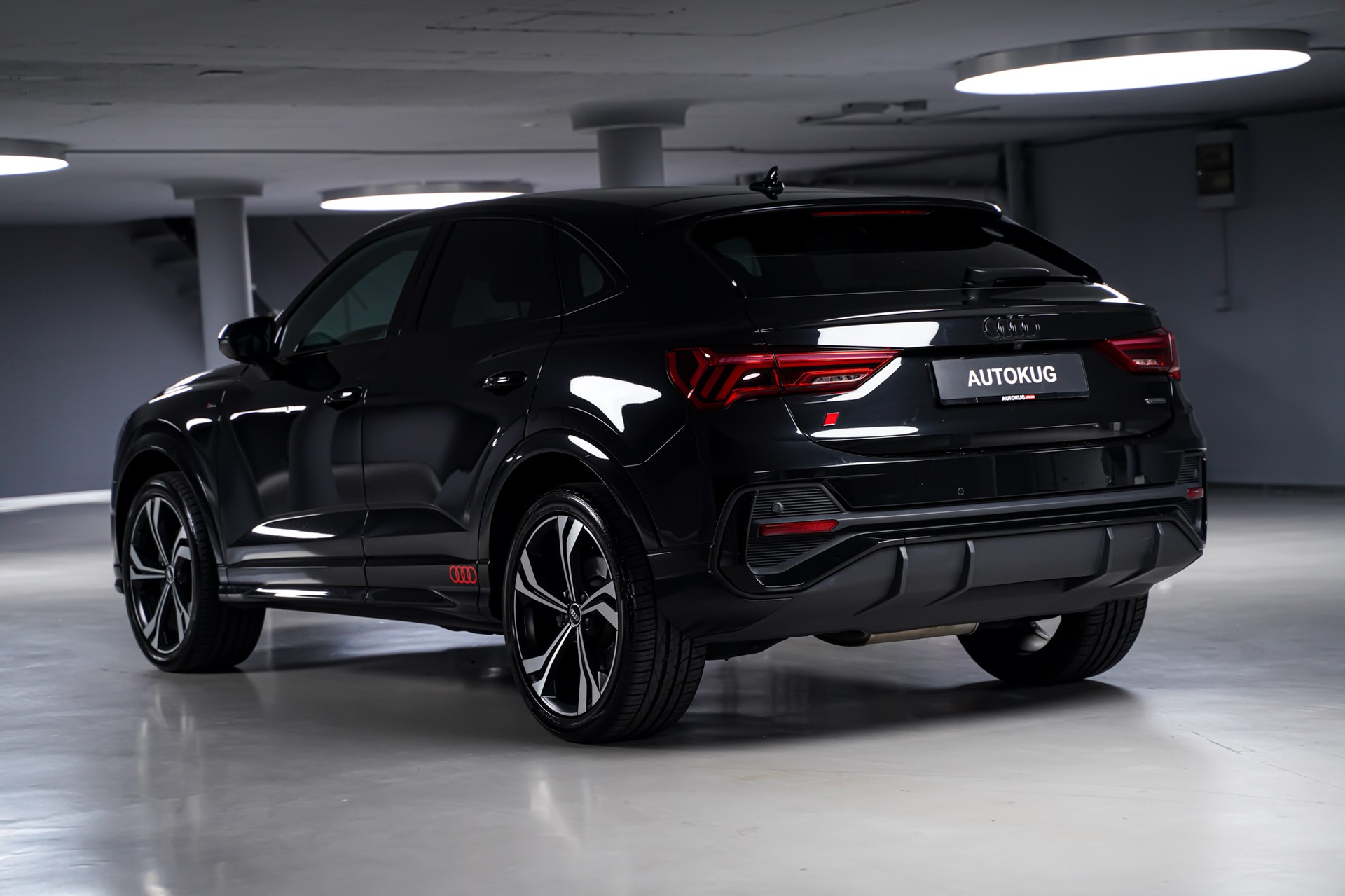 AUDI Q3 Sportback 40 TDI S line Attraction quattro S-tronic-image-6