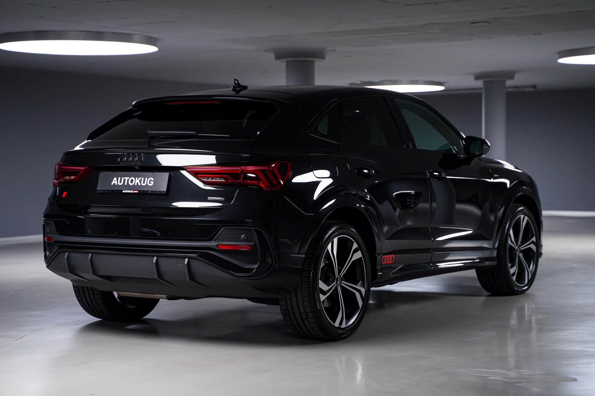 AUDI Q3 Sportback 40 TDI S line Attraction quattro S-tronic-image-4