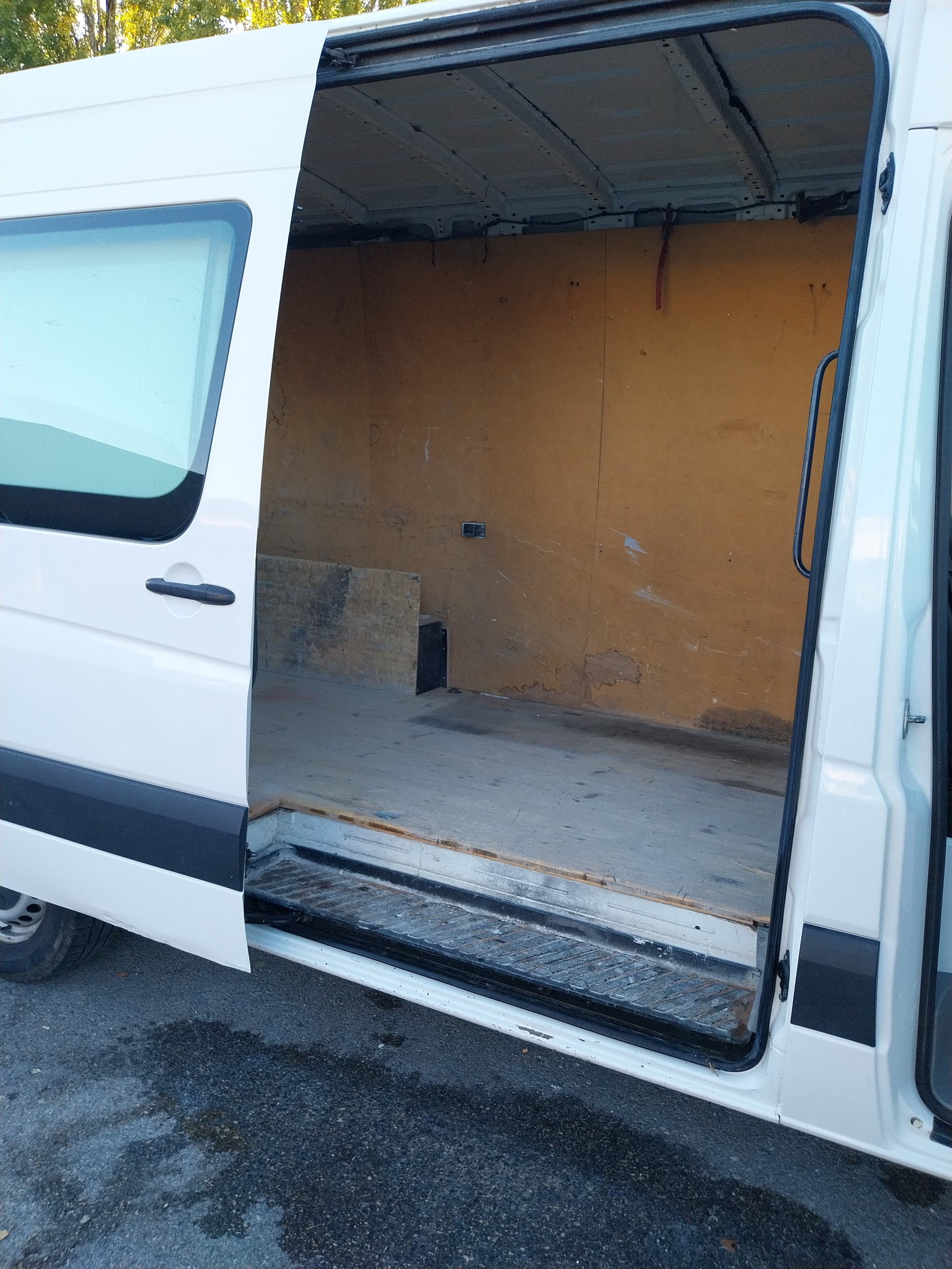 VW Crafter 35 2.0 TDI CR Entry-image-6