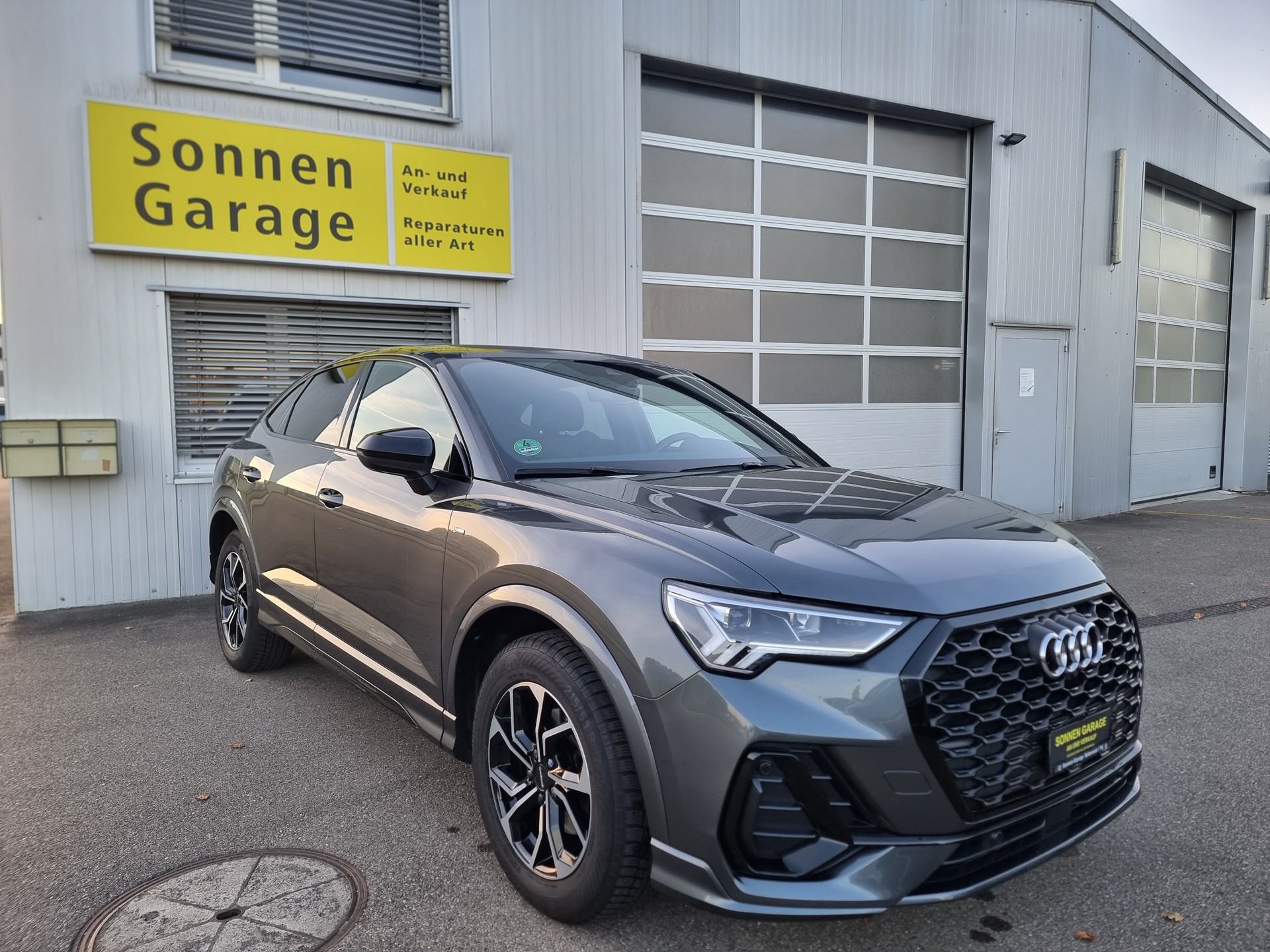 AUDI Q3 Sportback 35 TFSI S line Attraction S-tronic-image-2