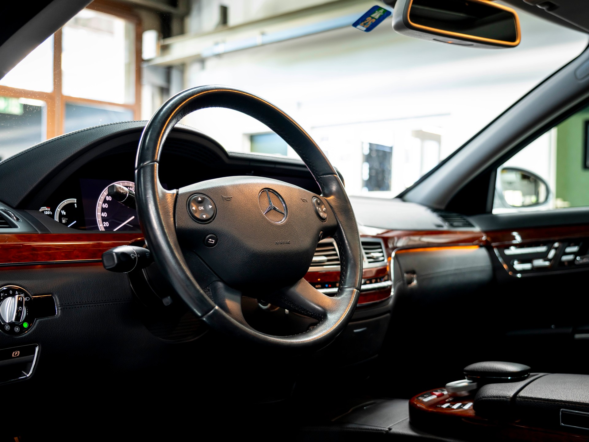 MERCEDES-BENZ S 350 L 7G-Tronic-image-13