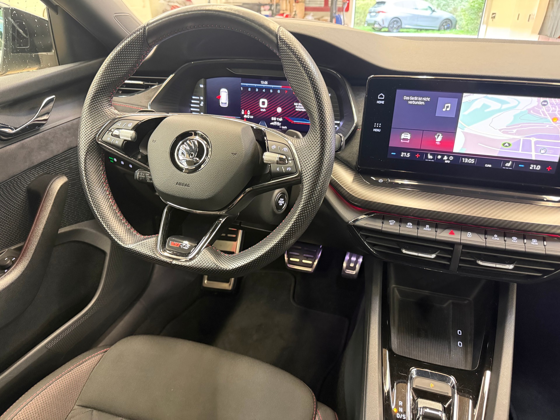 SKODA Octavia Combi 2.0 TSI RS DSG-image-10