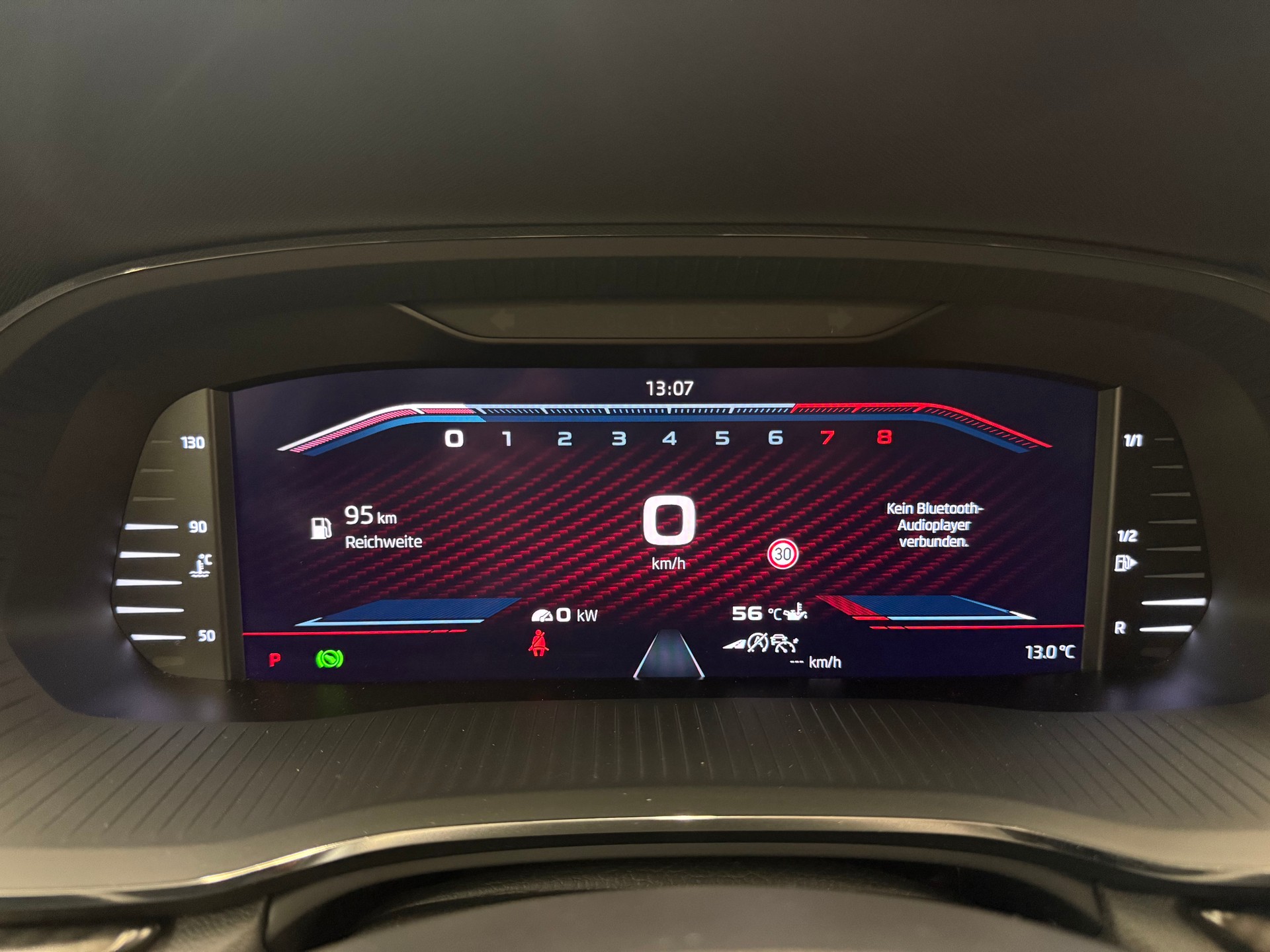 SKODA Octavia Combi 2.0 TSI RS DSG-image-24