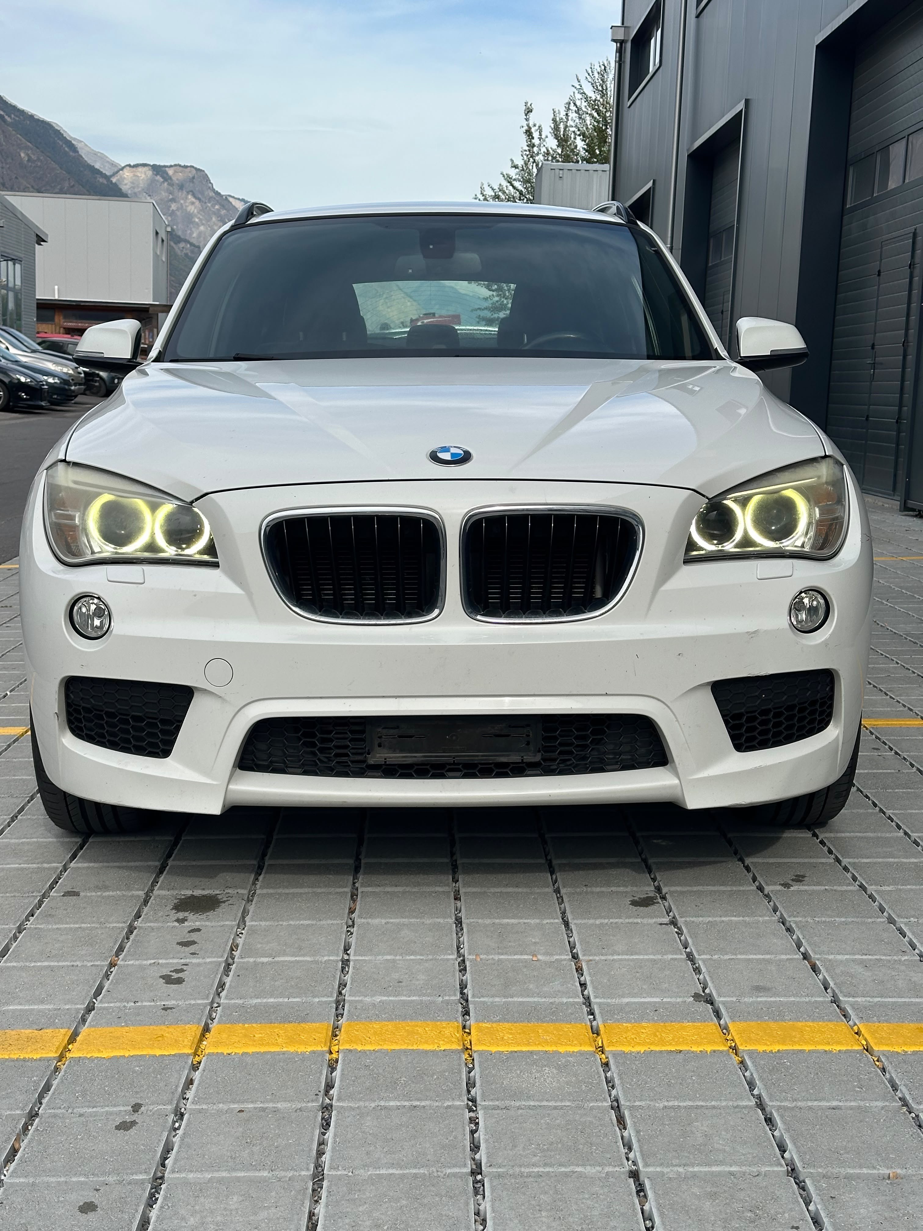 Car photo