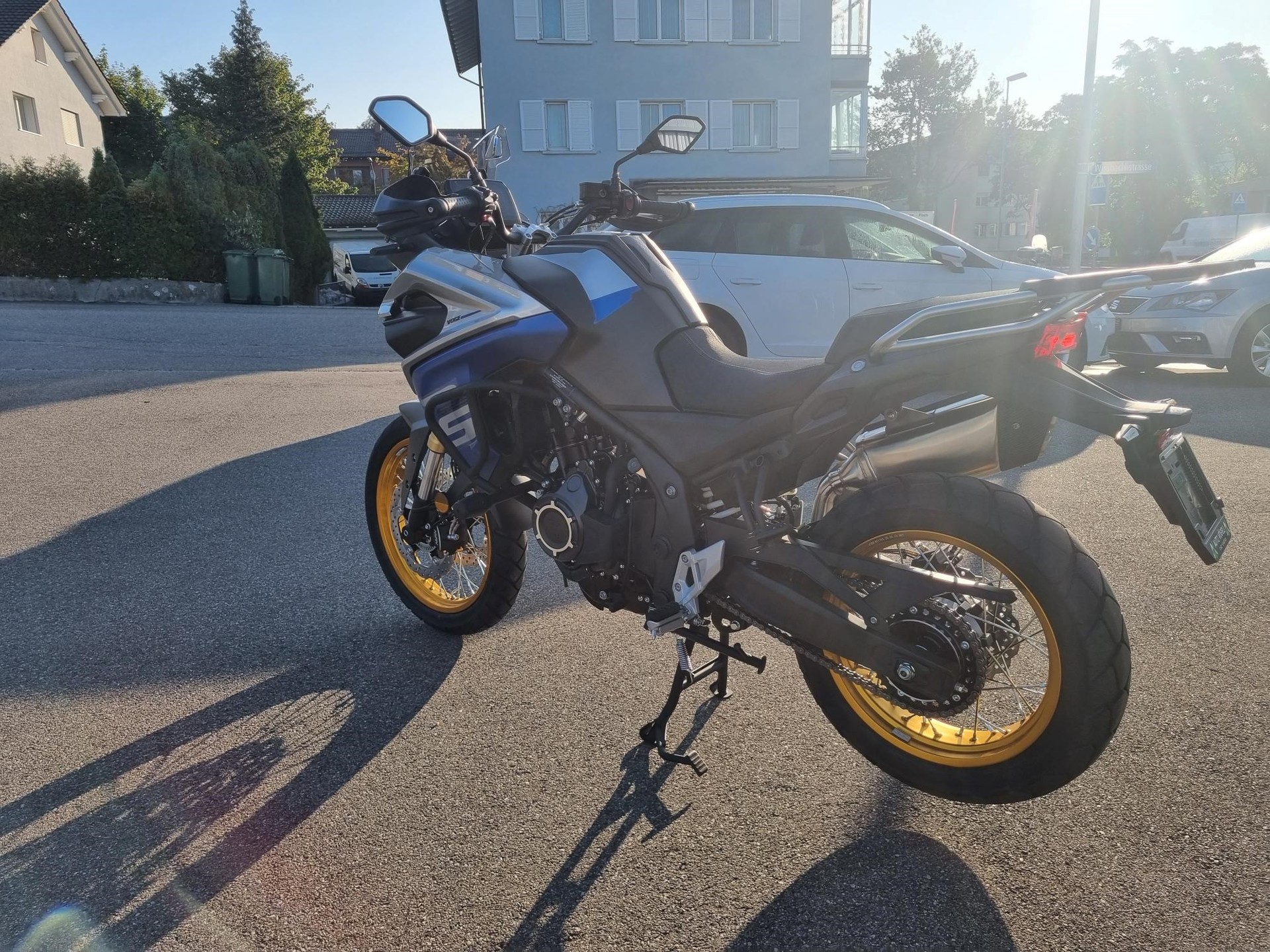 VOGE 525 DSX-showroom-element-2