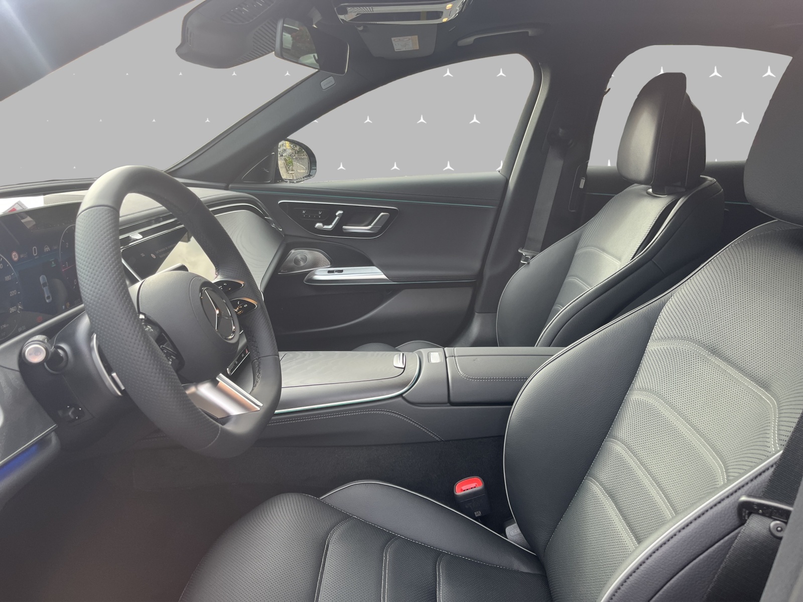 MERCEDES-BENZ E 220 d 4Matic 9G-Tronic-image-8