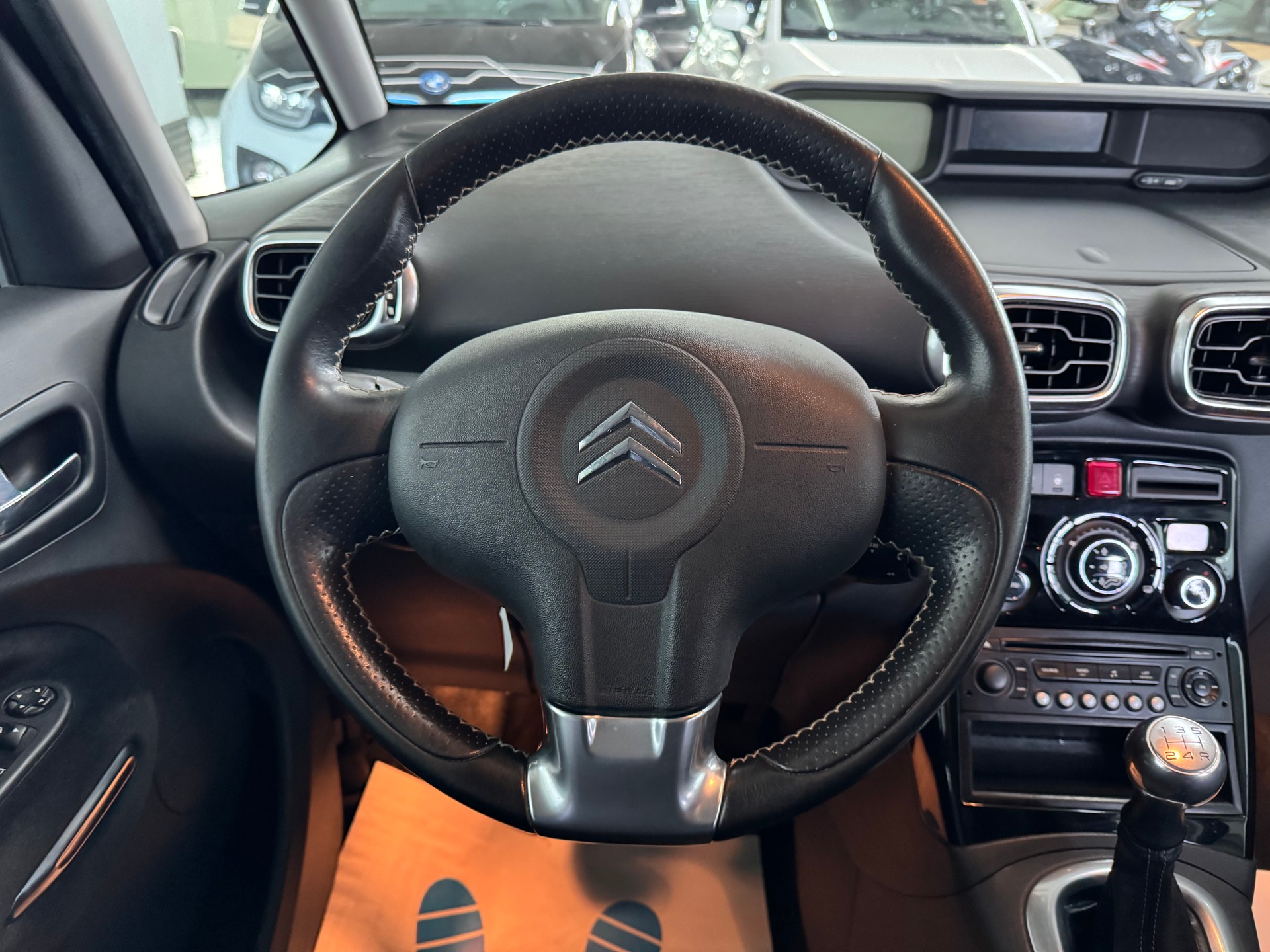 CITROEN C3 Picasso 1.6i 16V Exclusive-image-14