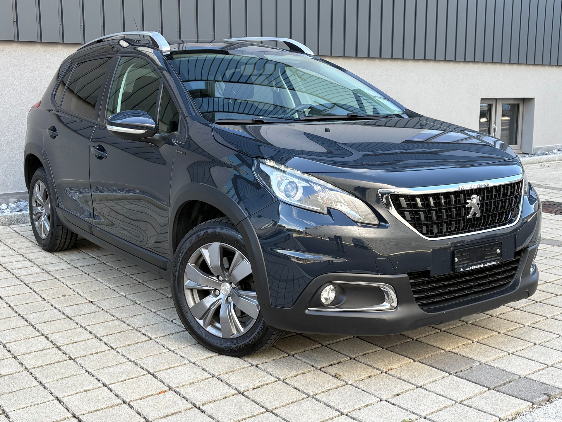 PEUGEOT 2008 1.2 PureTech Signture Frisch ab MFK und Service (Juni 2025) Automat-image-2