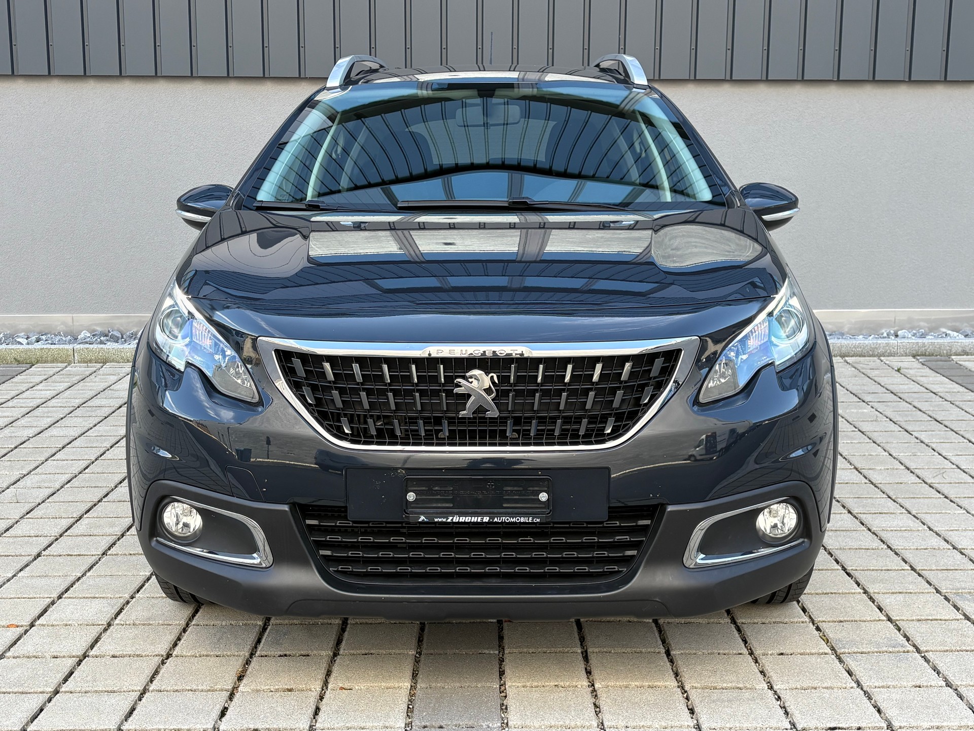 PEUGEOT 2008 1.2 PureTech Signture Frisch ab MFK und Service (Juni 2025) Automat-image-1