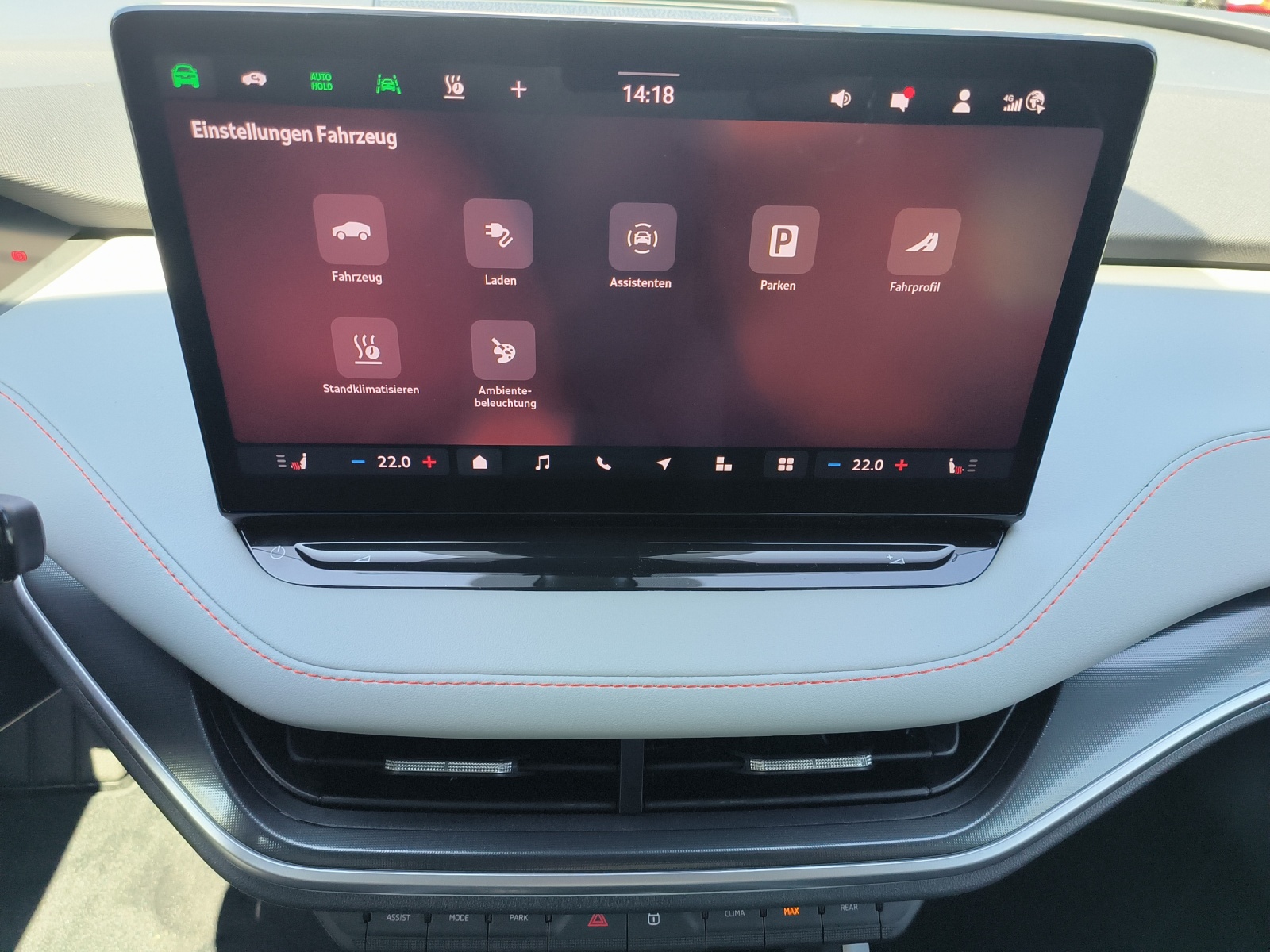 SKODA Elroq 85-image-9