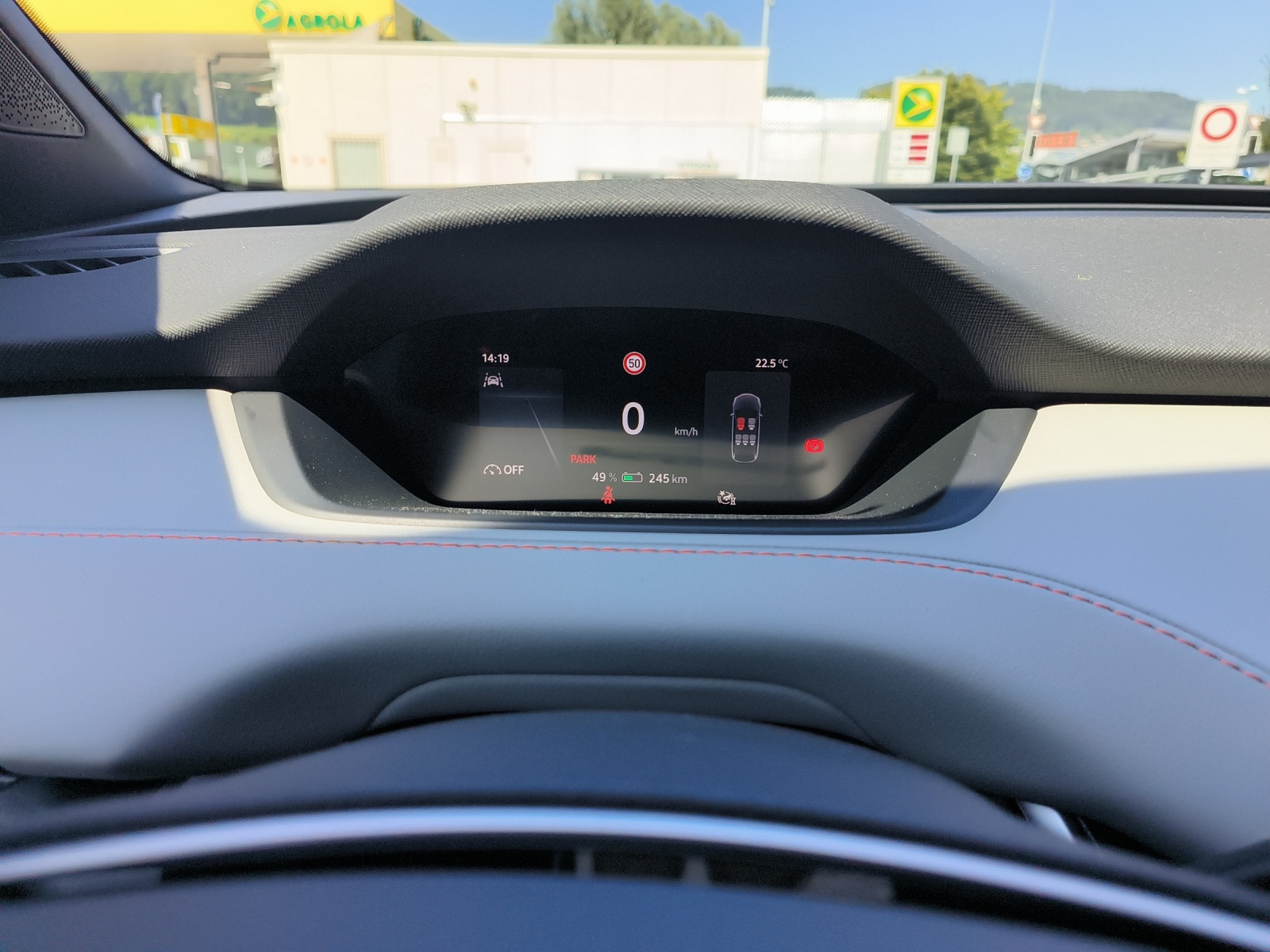 SKODA Elroq 85-image-13
