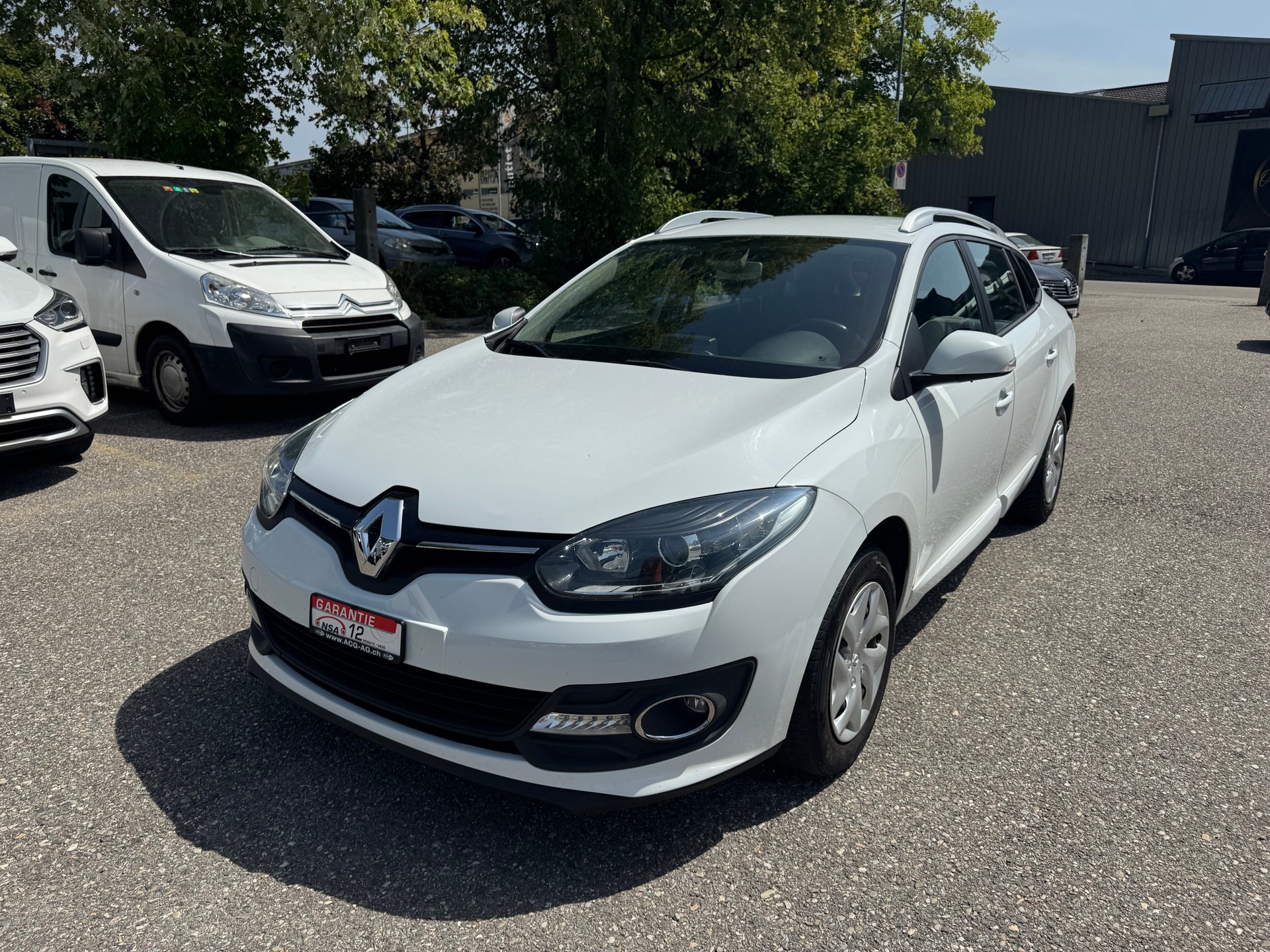 RENAULT Mégane Grandtour 1.5 dCi Expression * Gr. Navi * Klima-auto * Tempomat * PDC H * Frisch Ab MFK-image-0