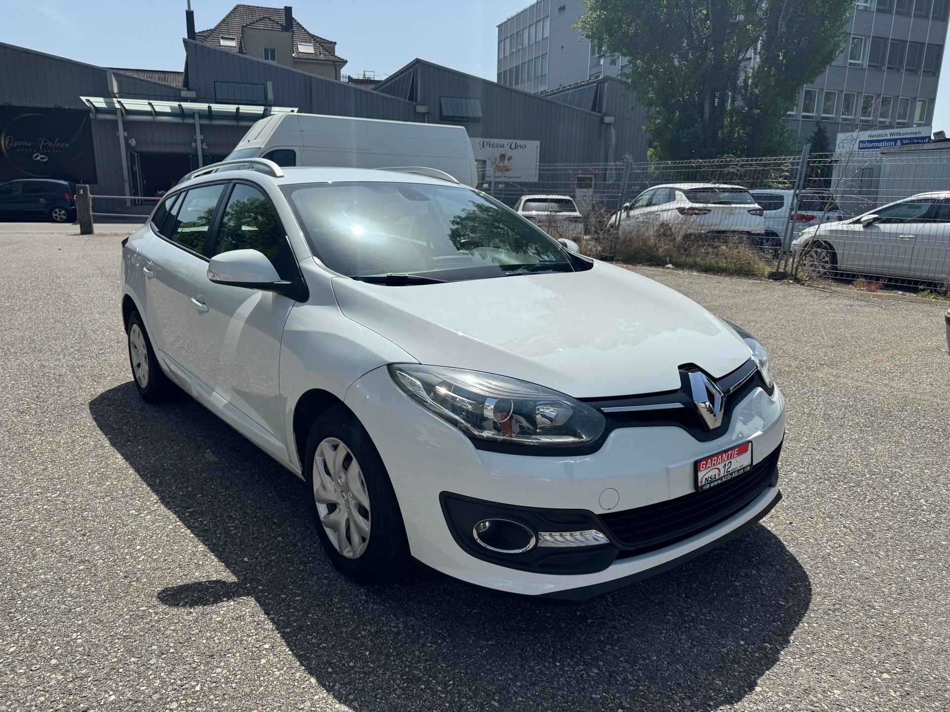 RENAULT Mégane Grandtour 1.5 dCi Expression * Gr. Navi * Klima-auto * Tempomat * PDC H * Frisch Ab MFK-image-5