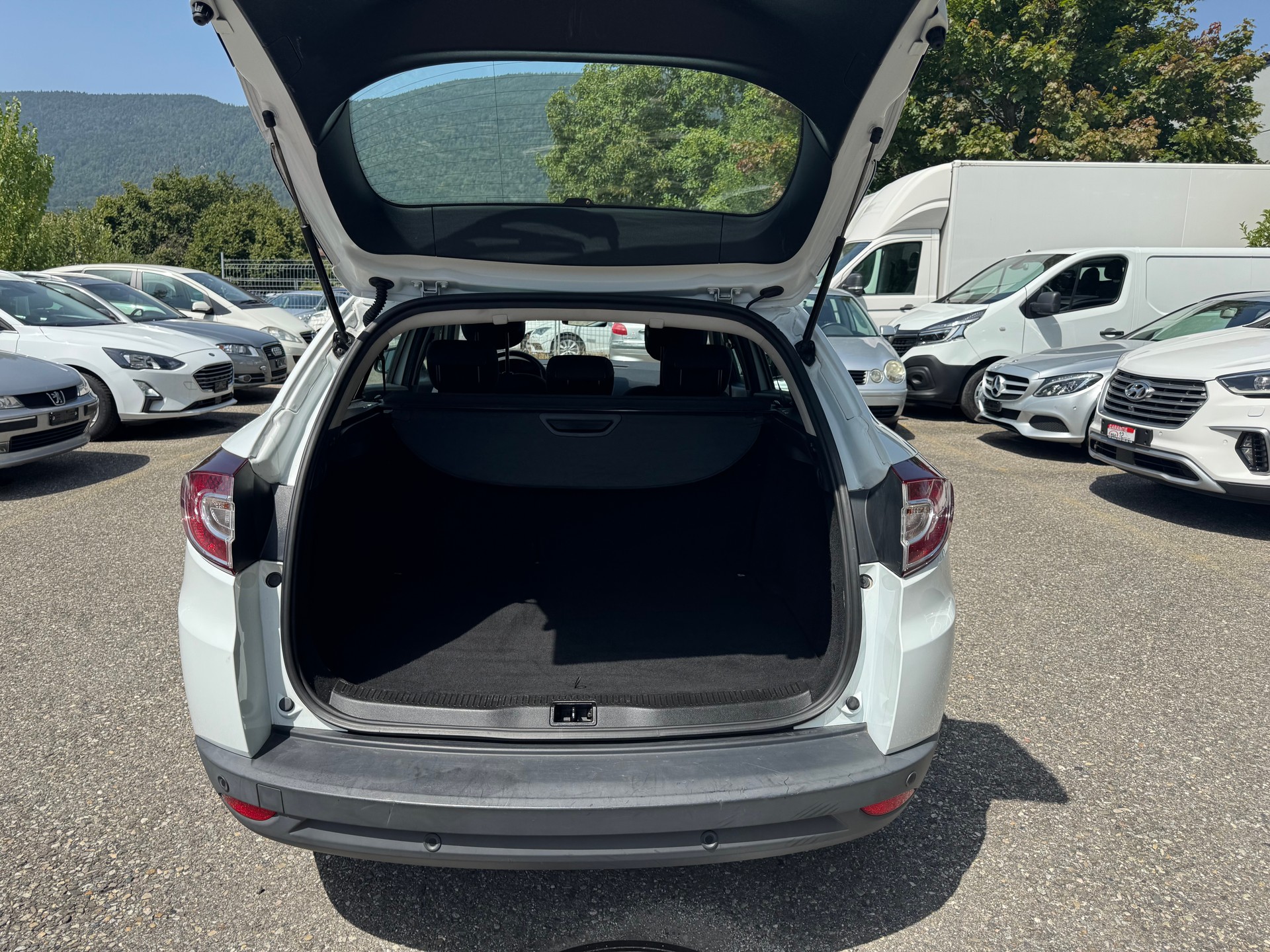 RENAULT Mégane Grandtour 1.5 dCi Expression * Gr. Navi * Klima-auto * Tempomat * PDC H * Frisch Ab MFK-image-12
