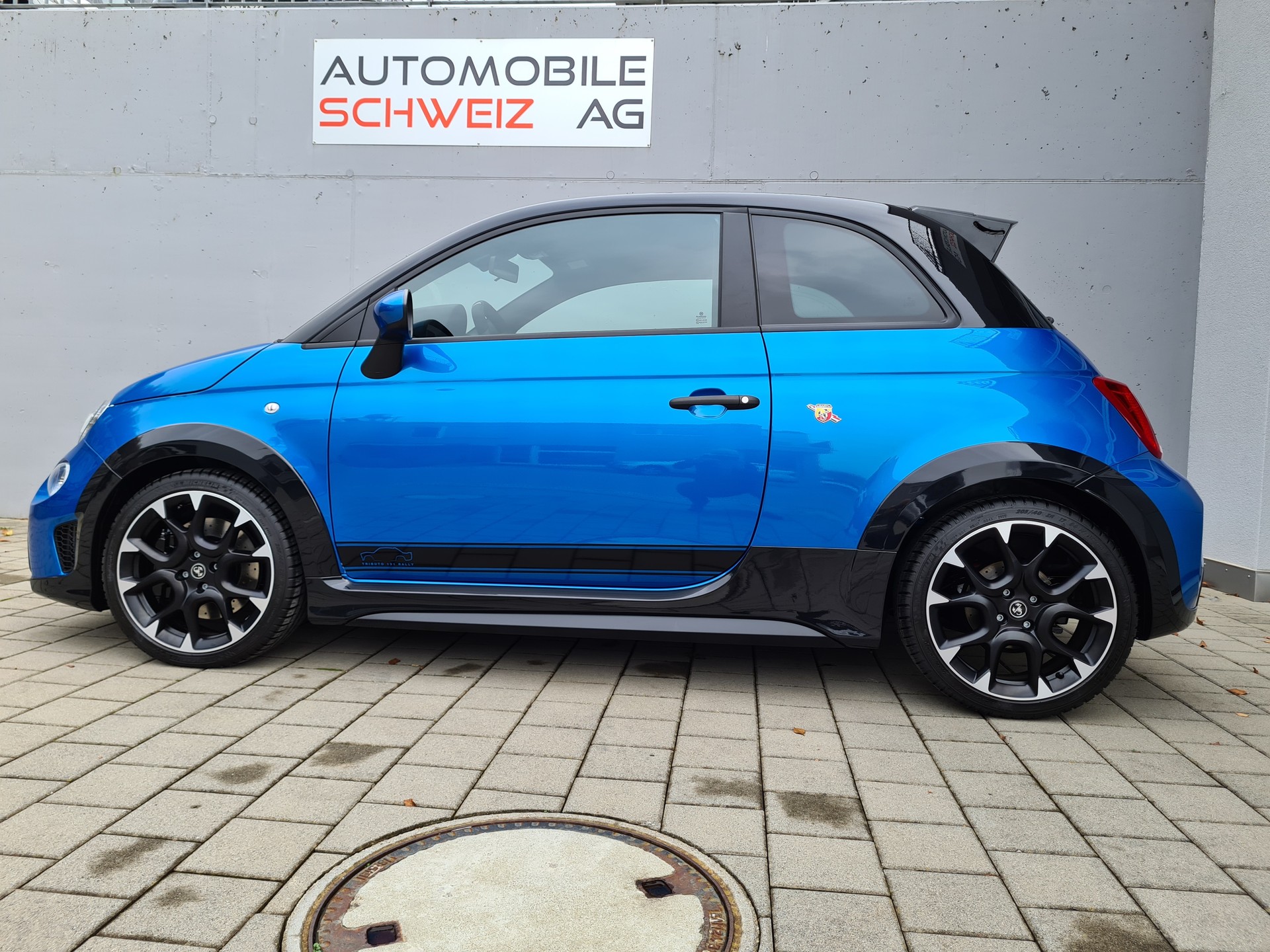 FIAT 695 1.4 16V Turbo Abarth 131 Rally Tributo-image-0
