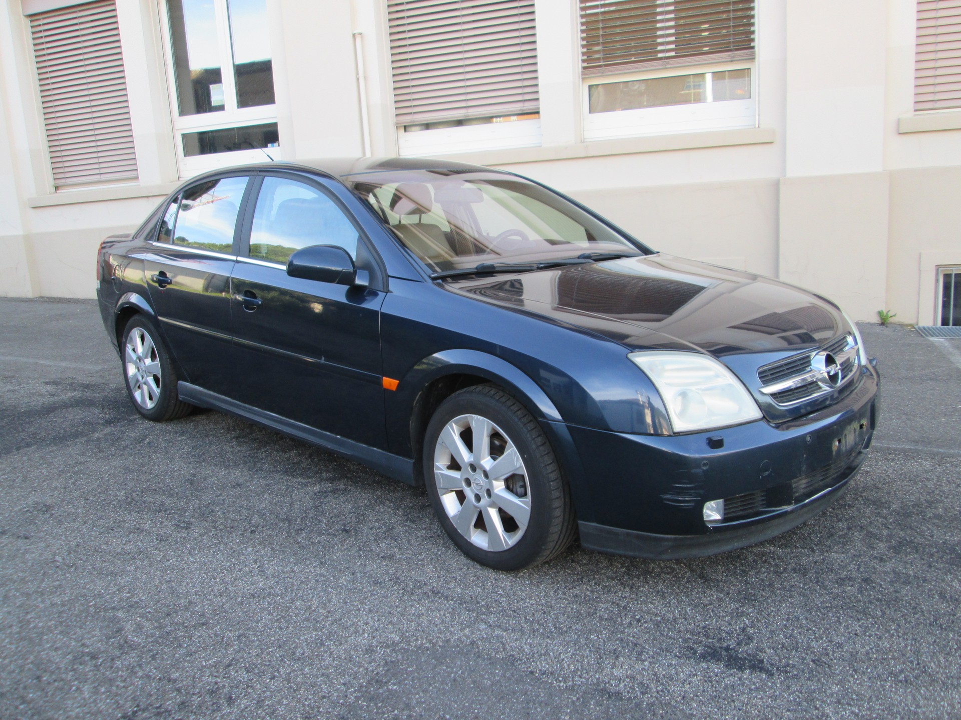 OPEL Vectra 2.2 Elegance-image-2