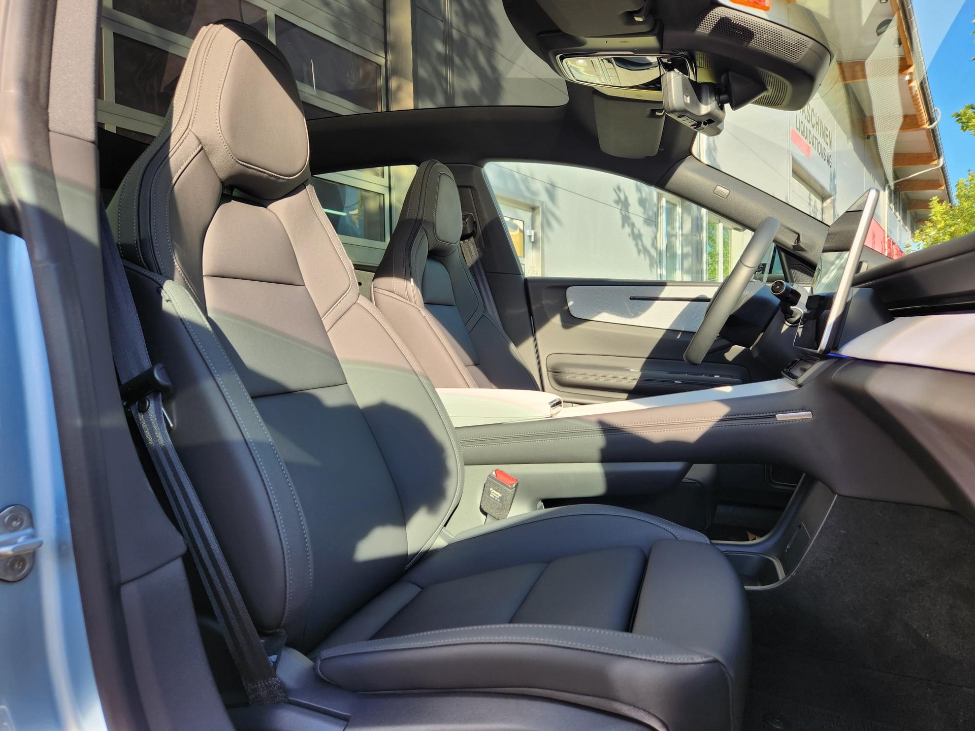 POLESTAR Polestar 4 Long Range Single 100kWh ** GRATIS SERVICE -PILOT PAKET -21 ZOLL -PANORAMA -ASSIS.PAKET -GARANTIE BIS 04.2032-image-5