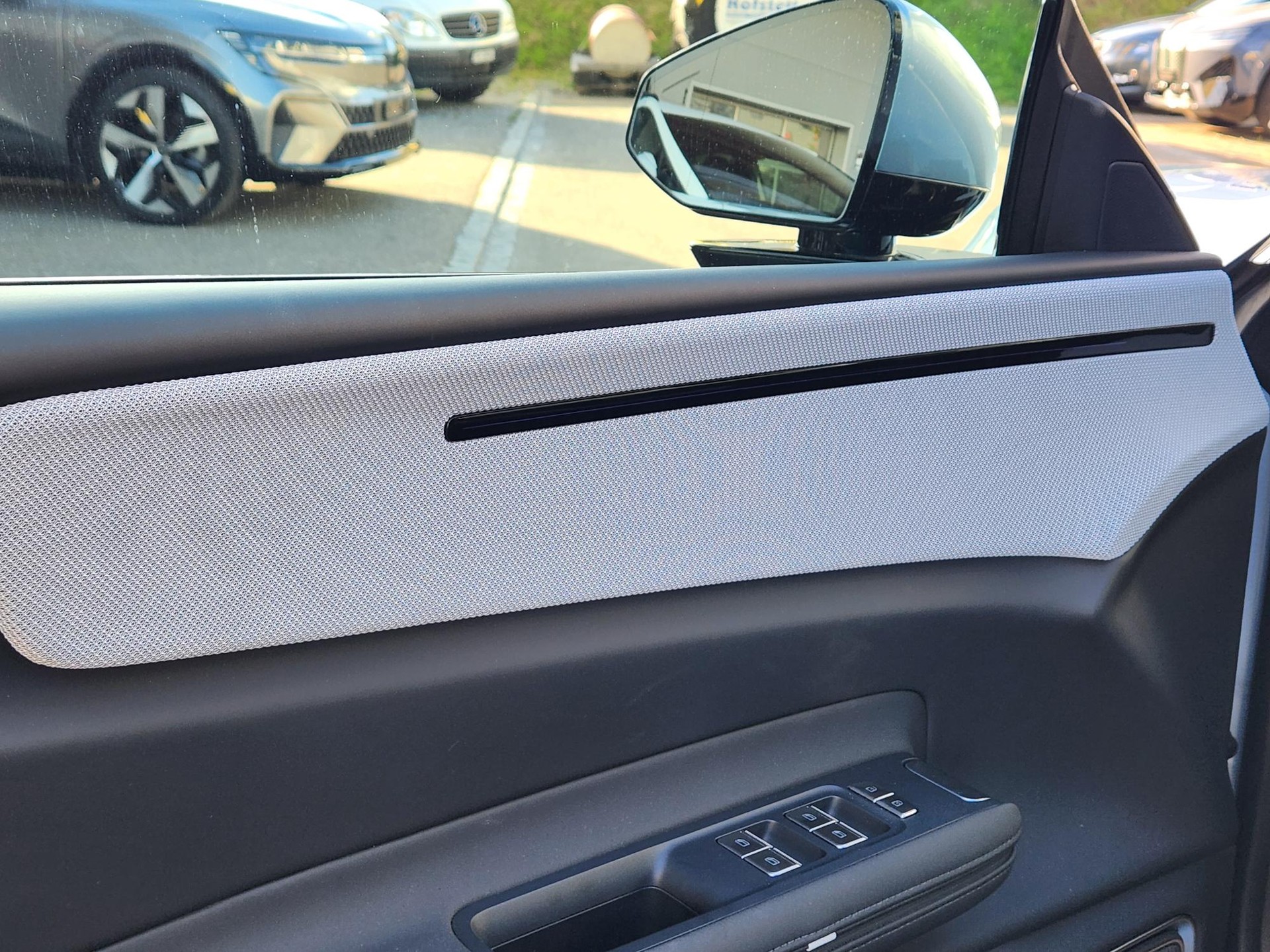 POLESTAR Polestar 4 Long Range Single 100kWh ** GRATIS SERVICE -PILOT PAKET -21 ZOLL -PANORAMA -ASSIS.PAKET -GARANTIE BIS 04.2032-image-12