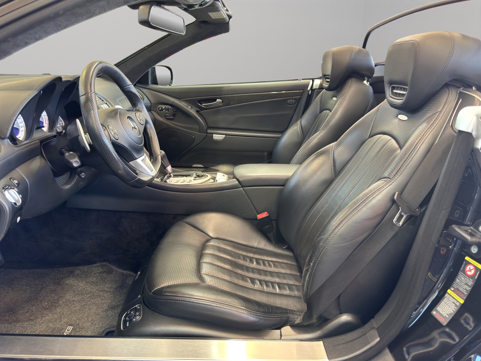 MERCEDES-BENZ SL 63 AMG Speedshift MCT-image-9
