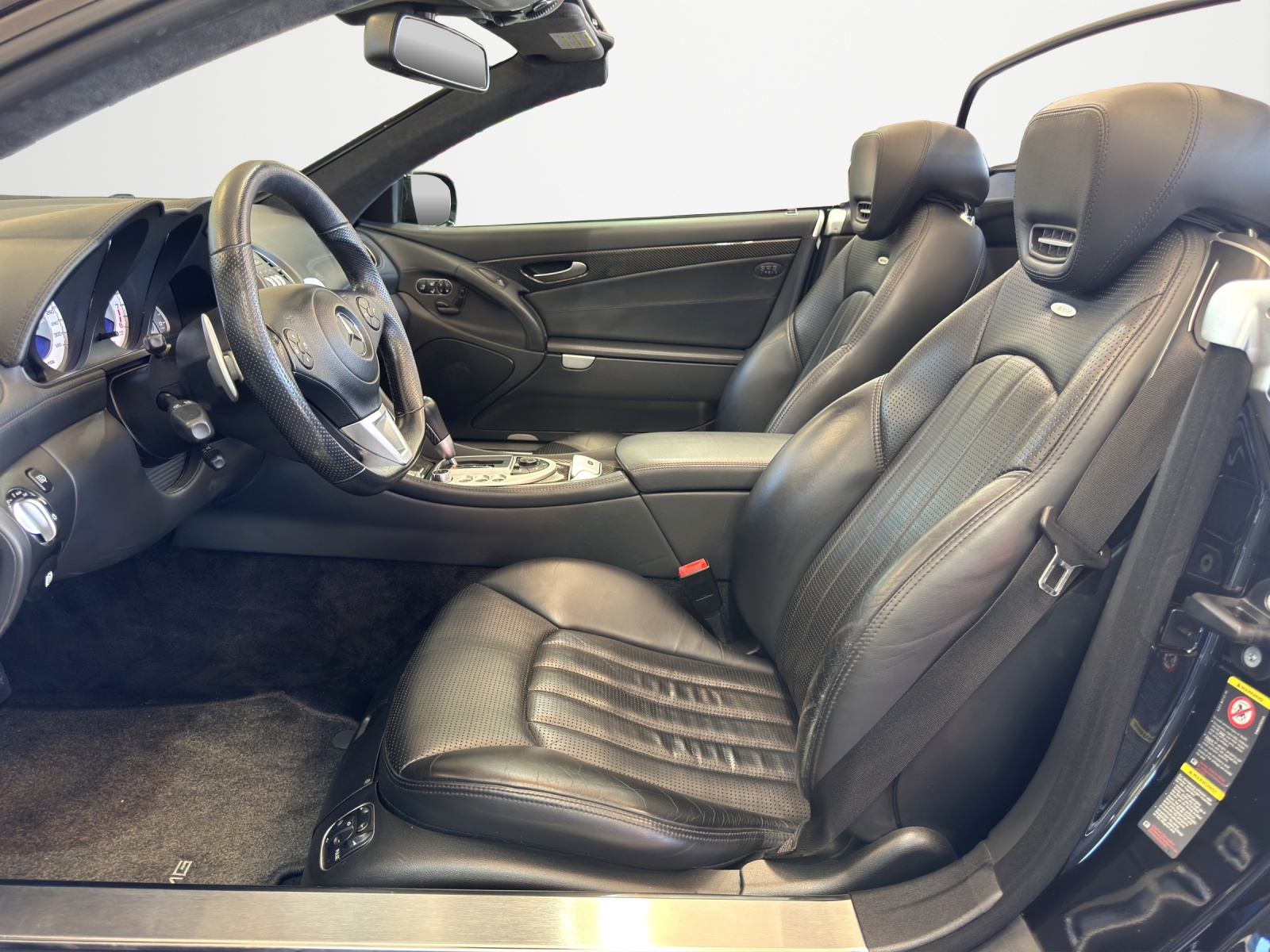 MERCEDES-BENZ SL 63 AMG Speedshift MCT-image-10