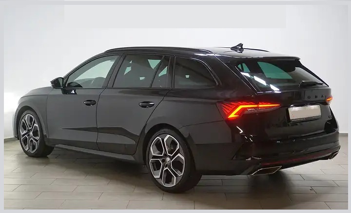 SKODA Octavia Combi 2.0 TSI DSG RS-showroom-element-1