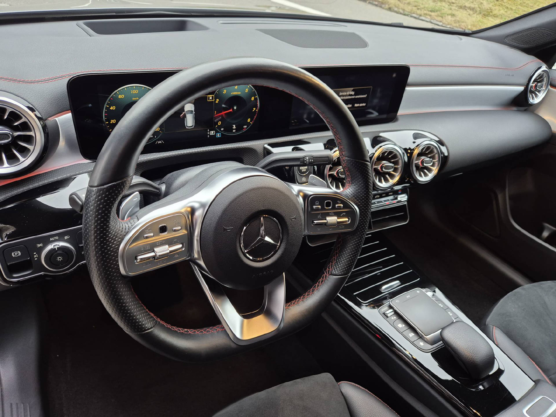 MERCEDES-BENZ CLA 250 AMG Line 4matic Shooting Brake-image-8