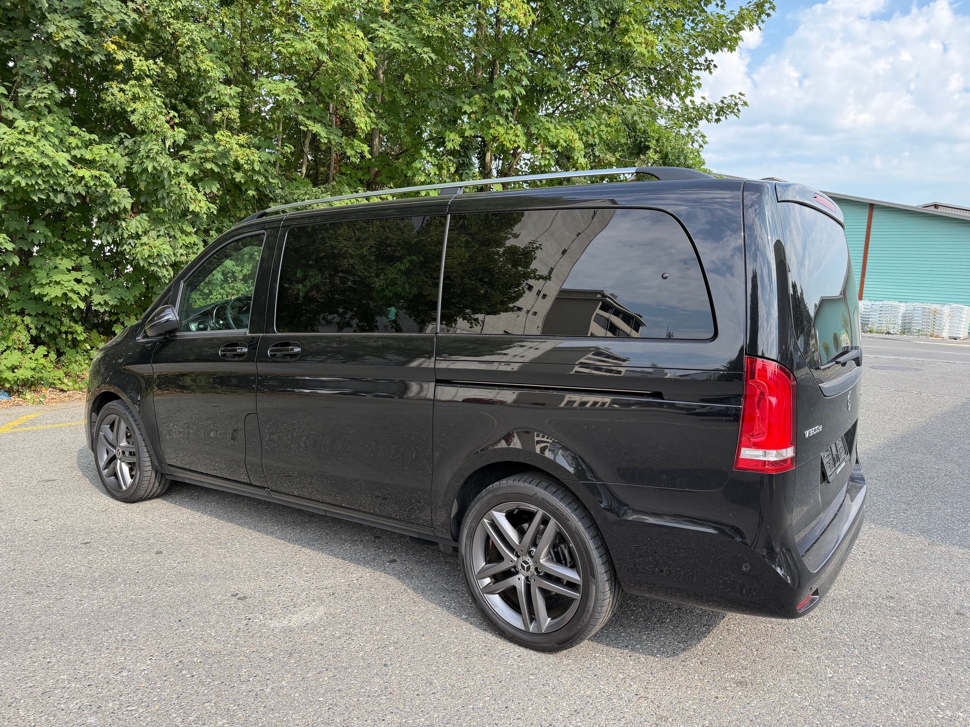MERCEDES-BENZ V 300 d lang Avantgarde 4Matic 9G-Tronic-showroom-element-2