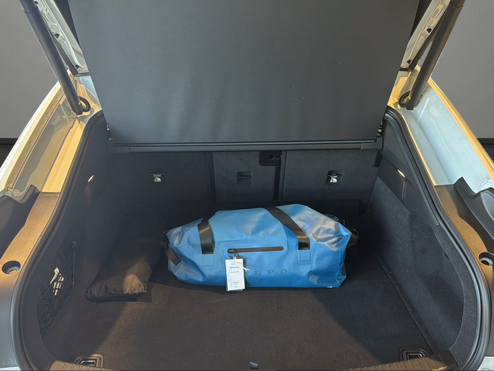 VOLVO ES90 Single 88 kWh Ultra-image-12