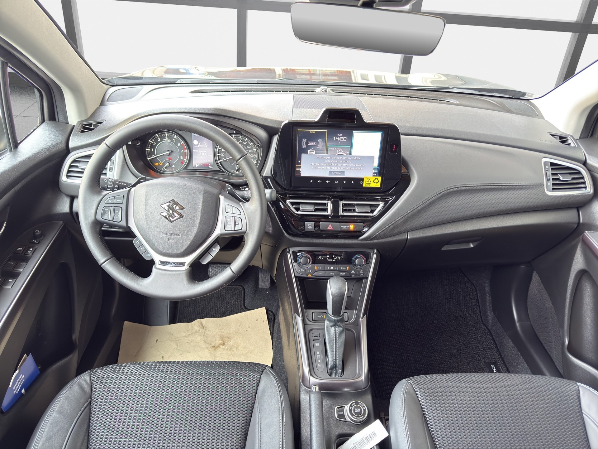 SUZUKI S-Cross 1.4 16V Sakura Top MHD 4WD-image-9